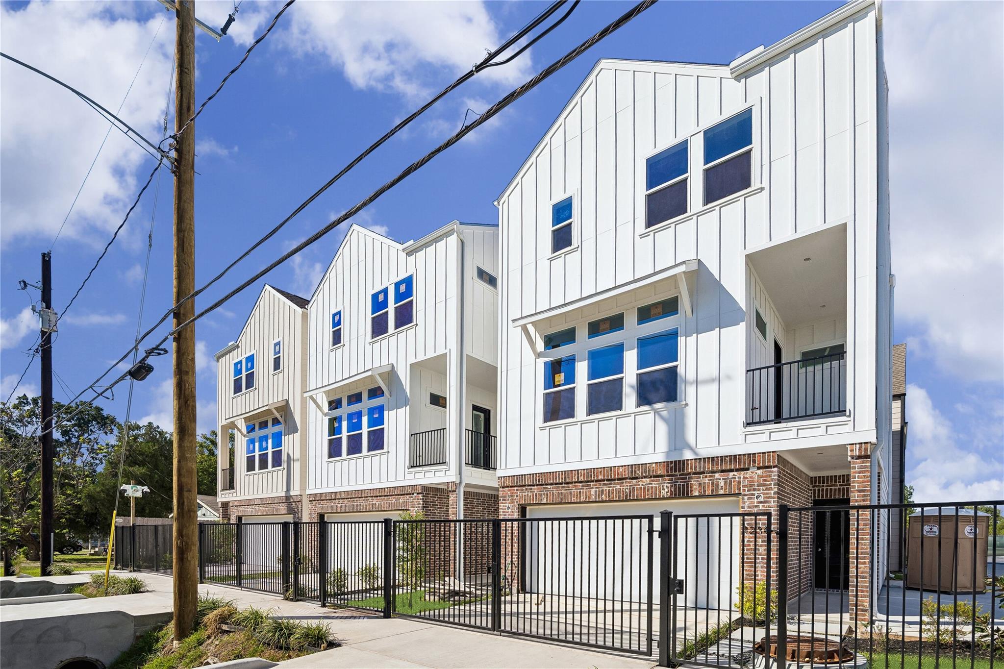 6705 Zaken Road Property Photo 2