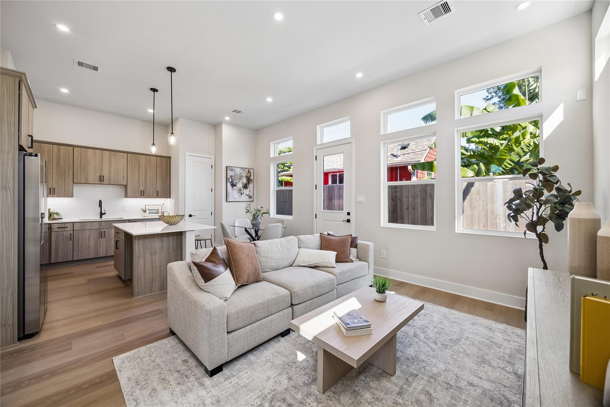 6705 Zaken Road Property Photo 8