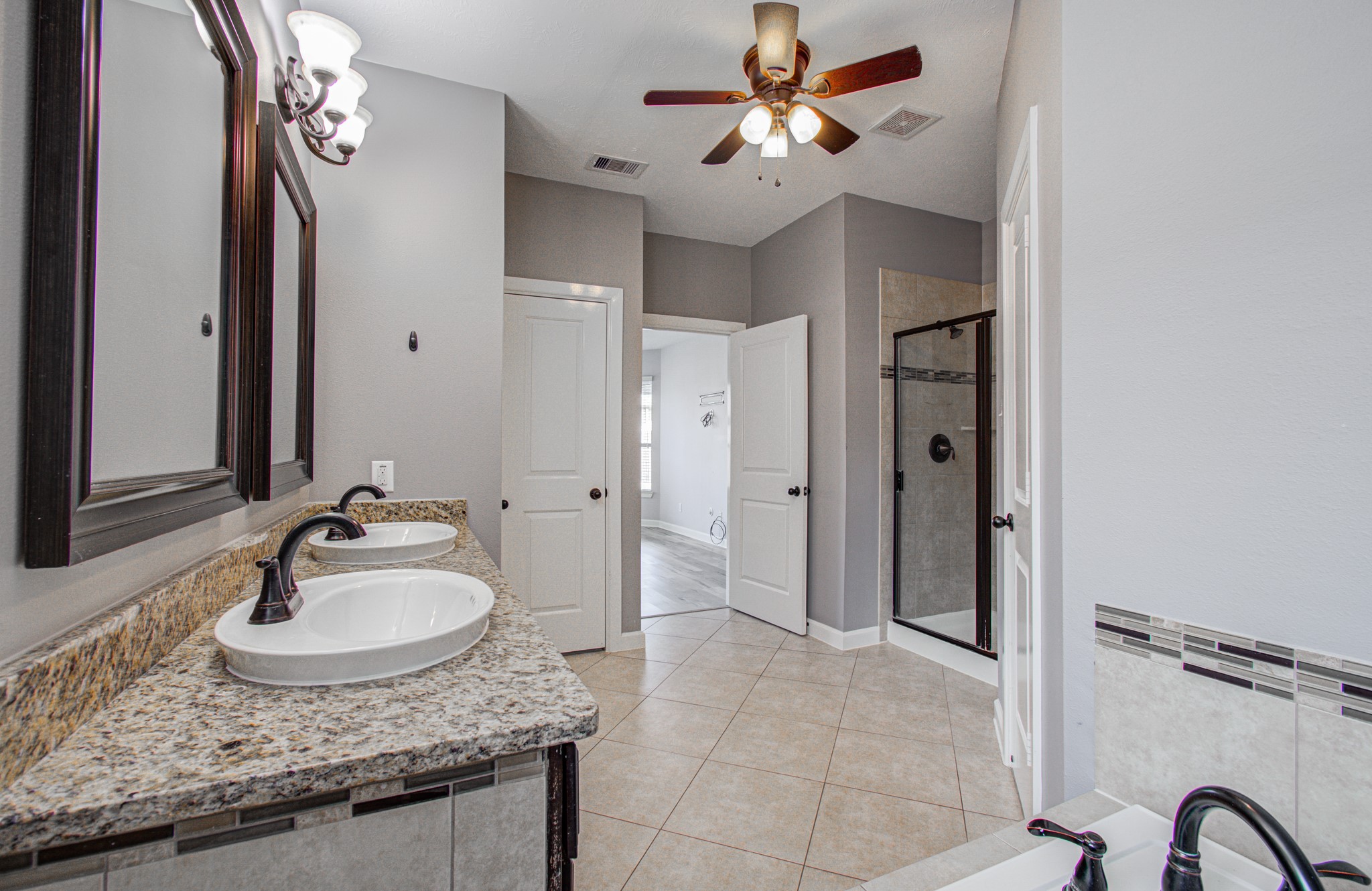 12935 Northpointe Bend Drive Property Photo 8