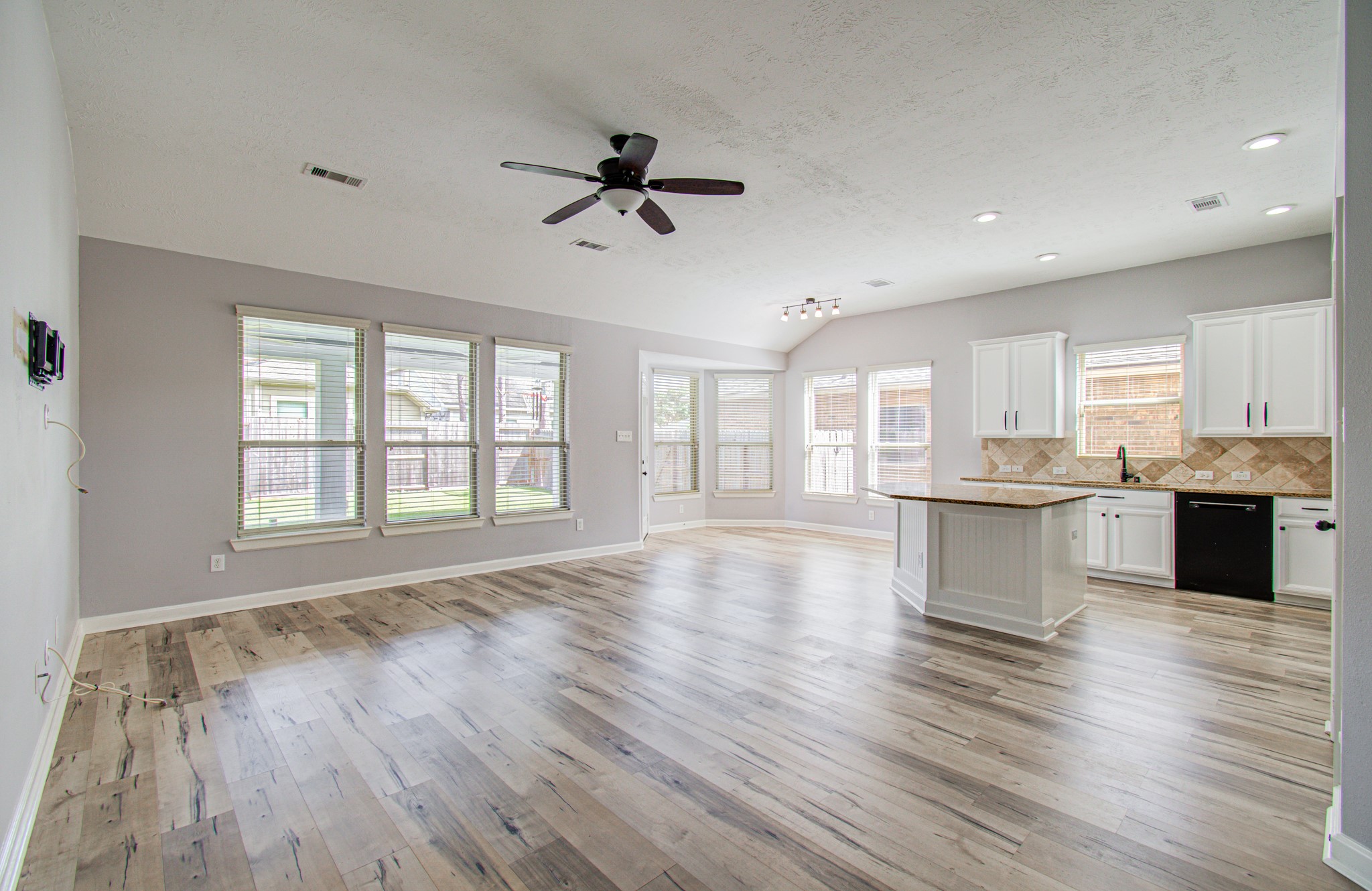 12935 Northpointe Bend Drive Property Photo 21