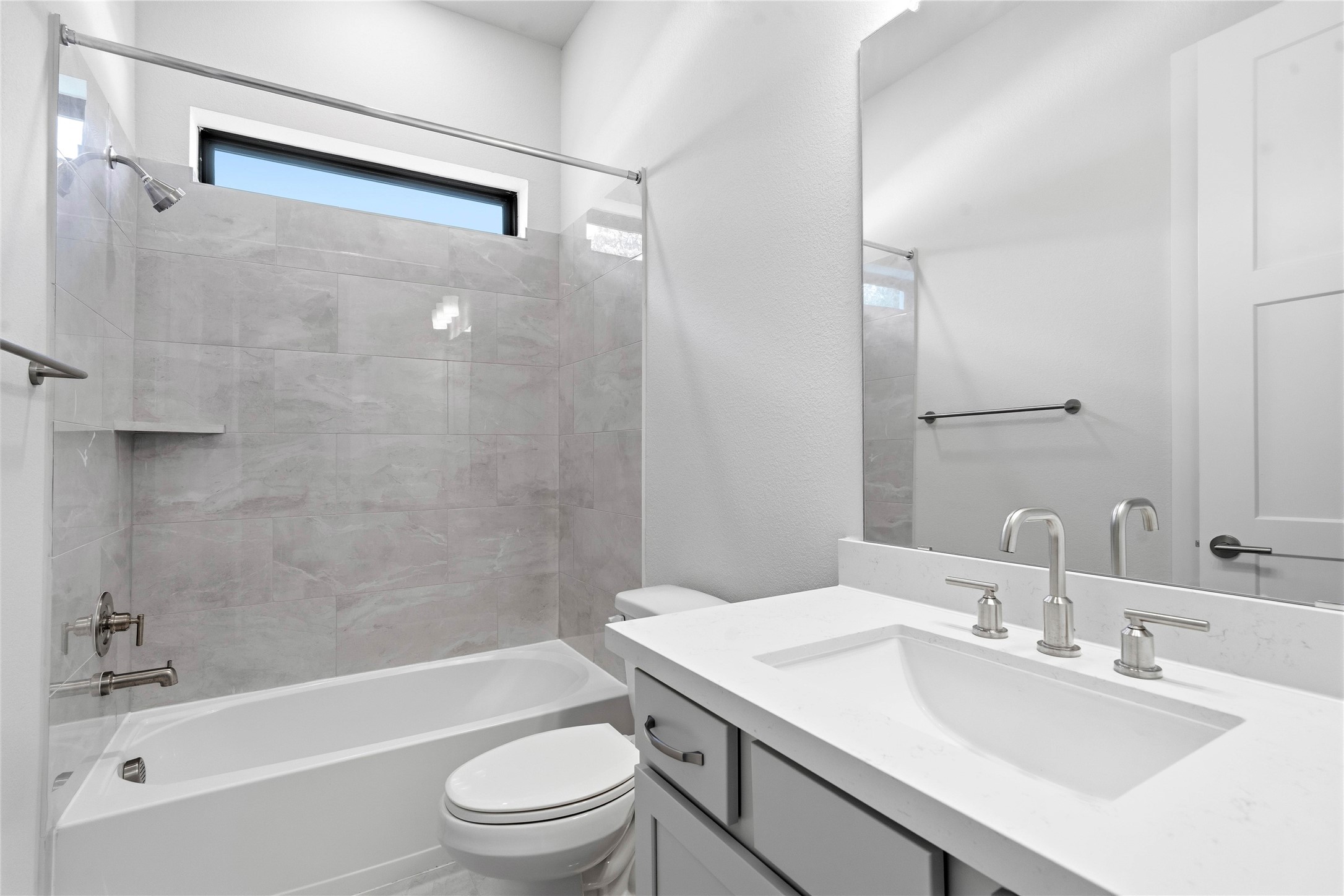 17732 Gold Saddle Lane Property Photo 10