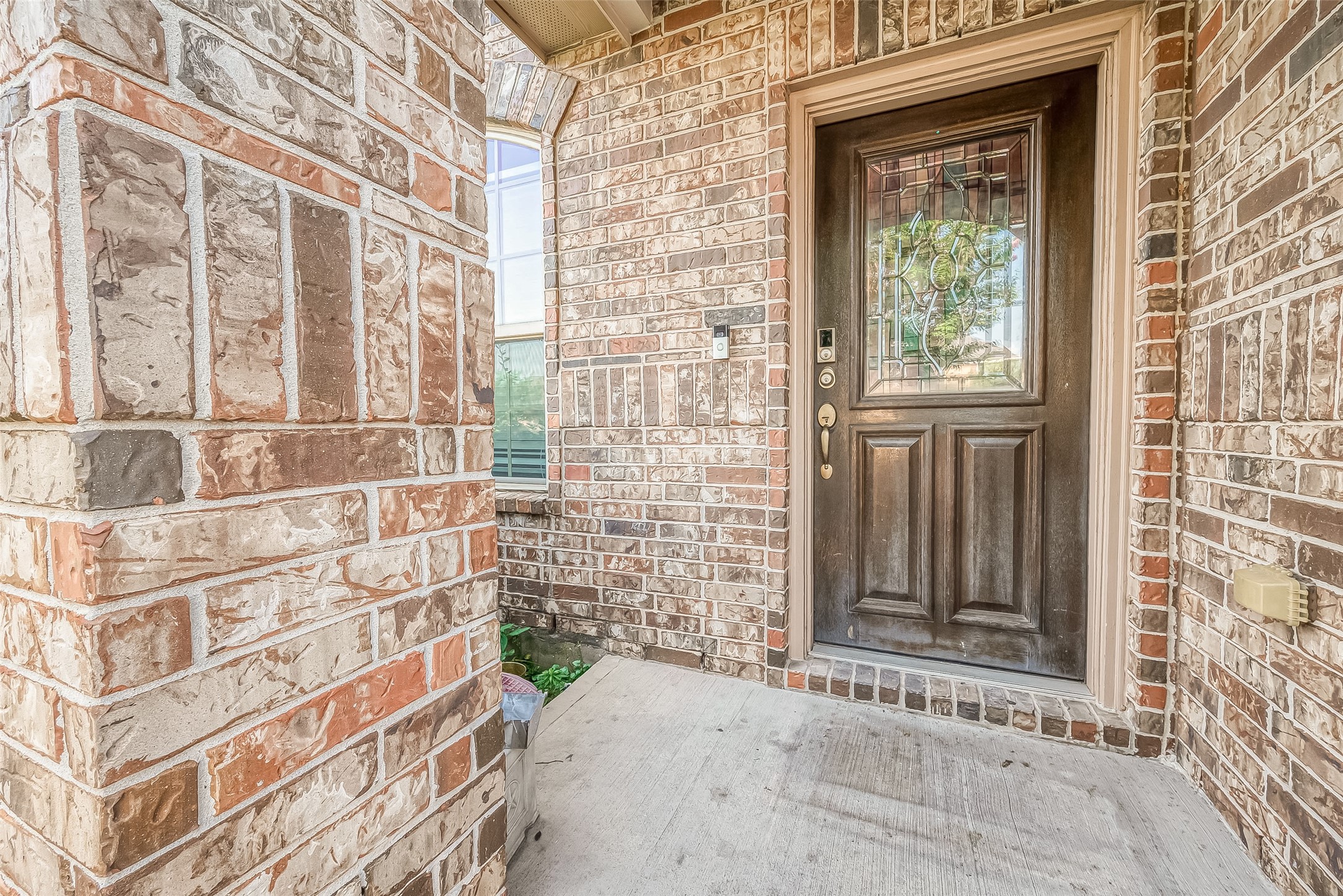 223 Sintra Lake Way Property Photo 4