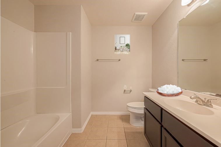223 Sintra Lake Way Property Photo 28