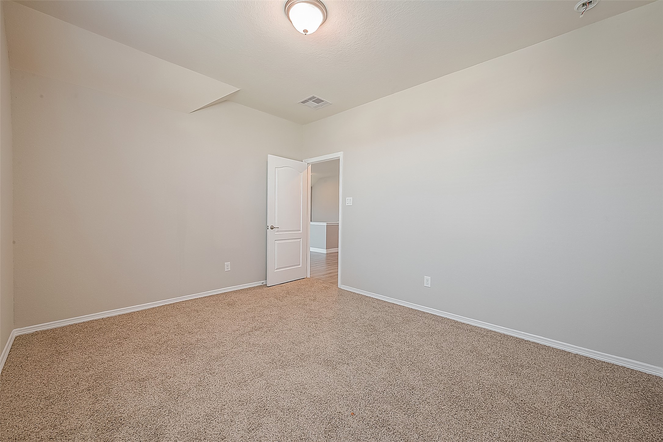 223 Sintra Lake Way Property Photo 30