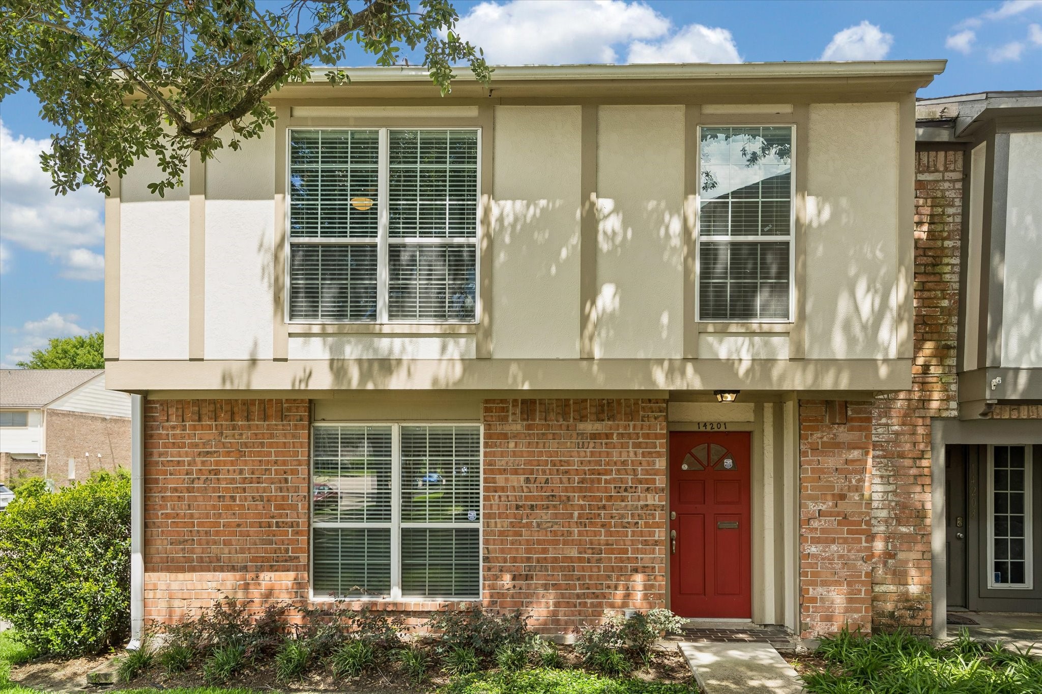 14201 Misty Meadow Lane Property Photo 3