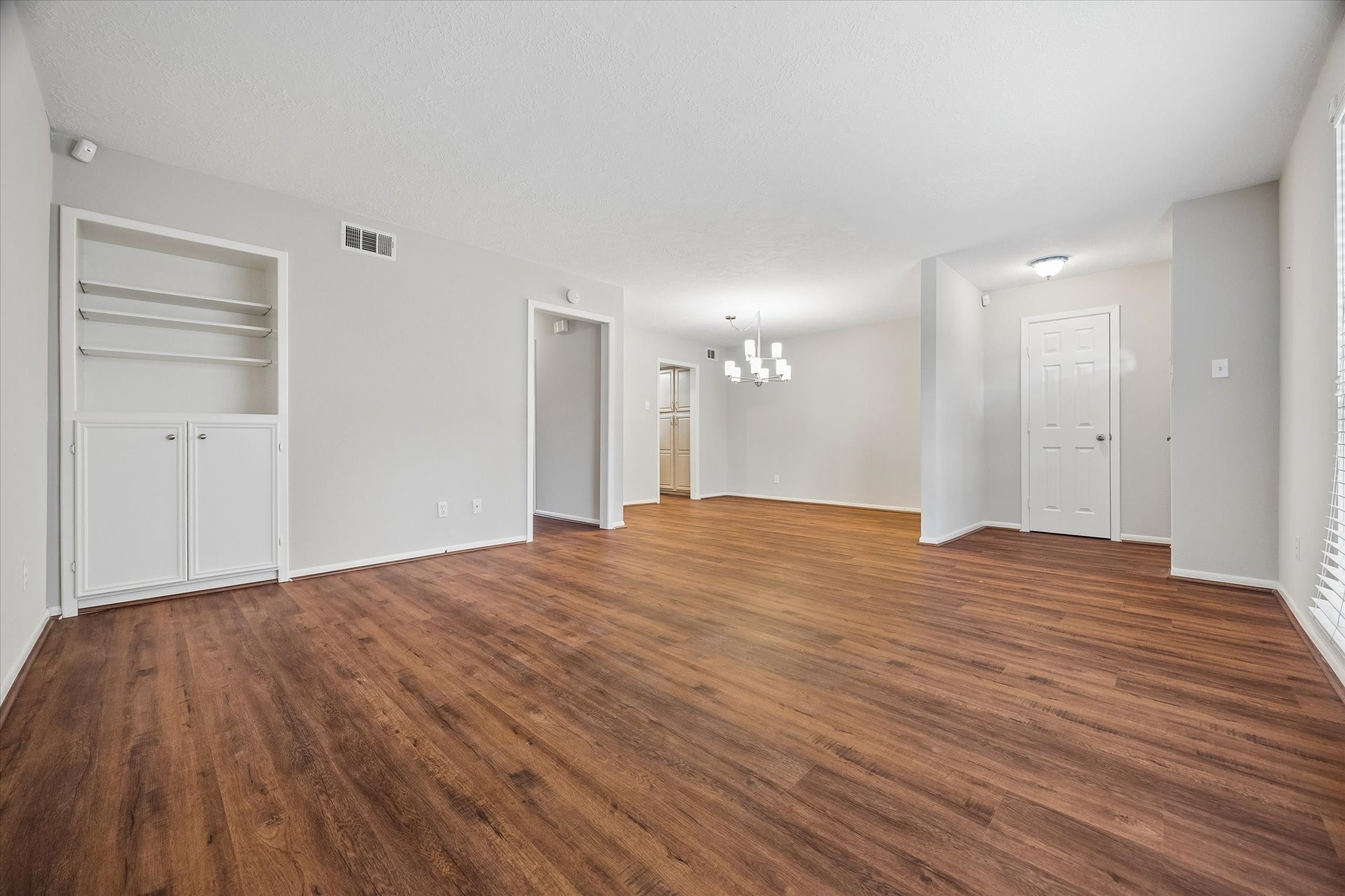14201 Misty Meadow Lane Property Photo 5