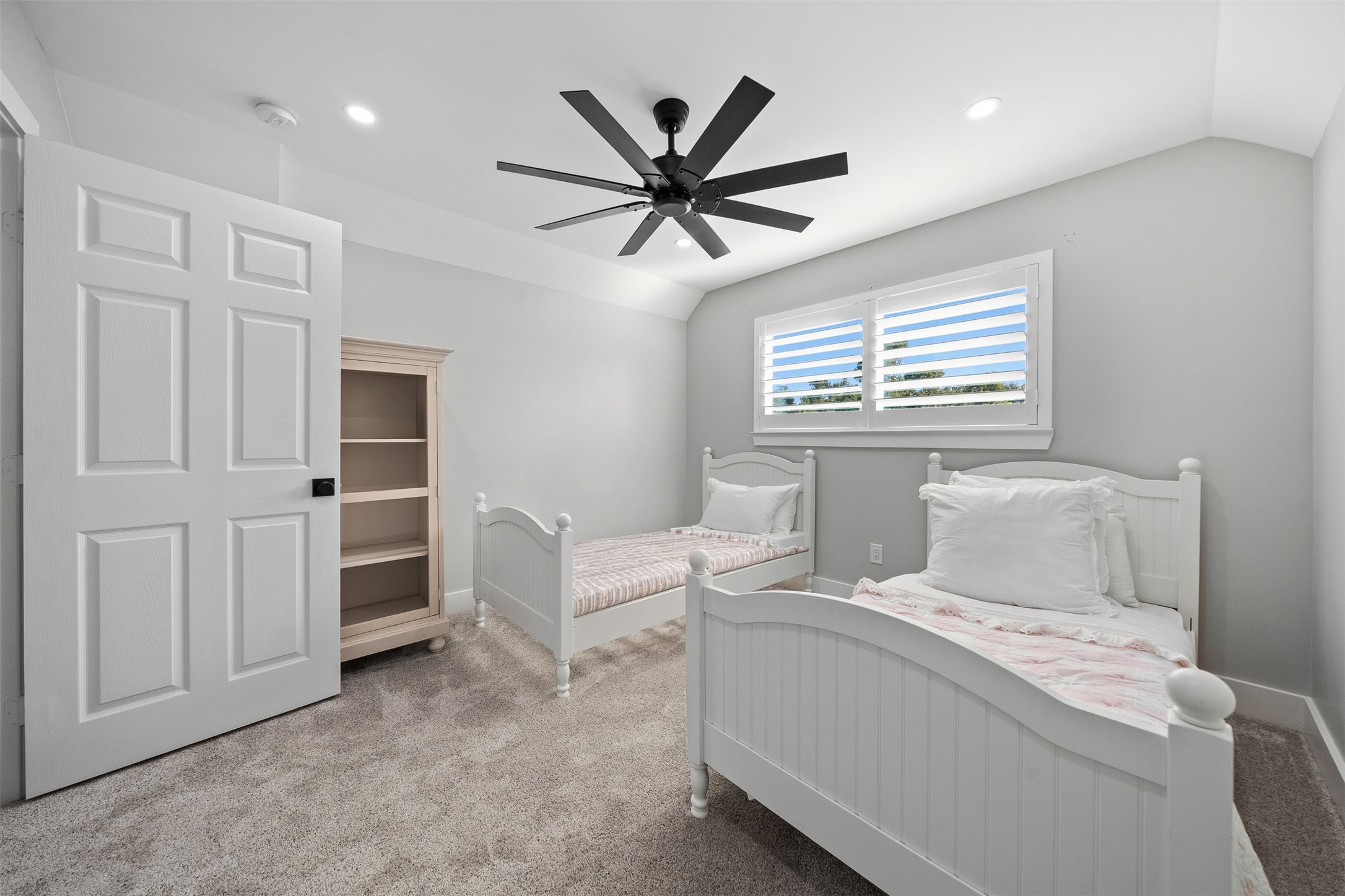 2318 Elmgate Drive Property Photo 37