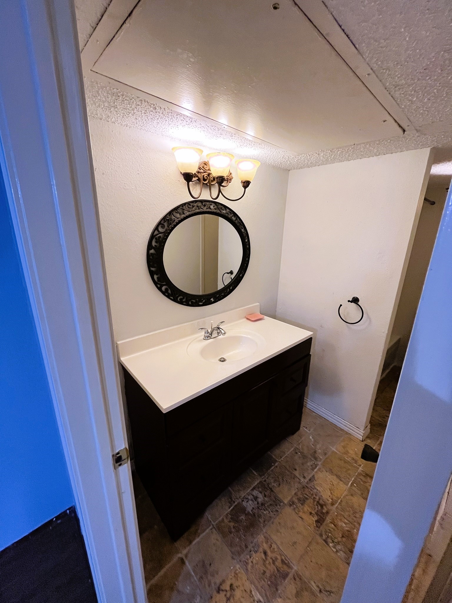 2750 Holly Hall Street 1408 Property Photo 18