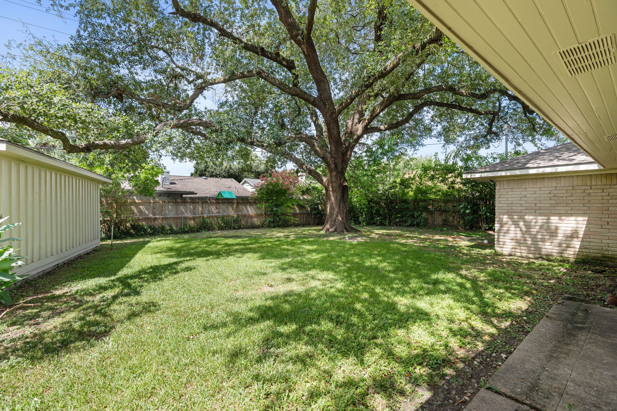 5730 Rutherglenn Drive Property Photo 26