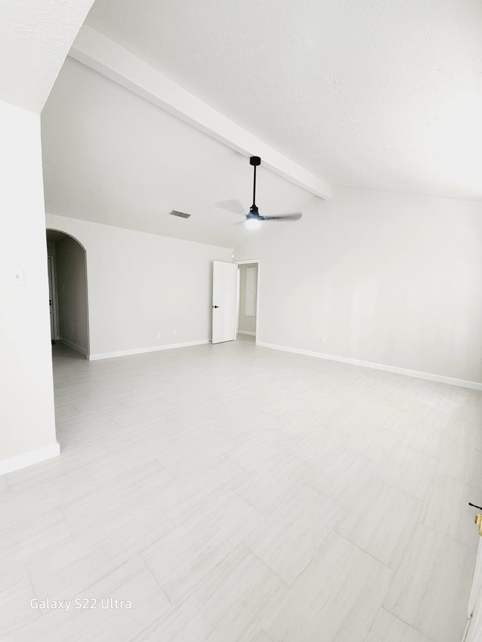 4741 E Ridge Creek Drive Property Photo 3