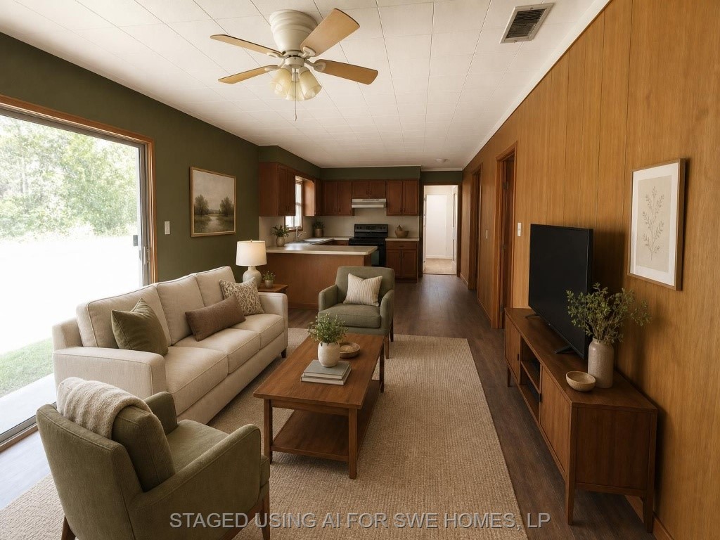 895 S Main Street Property Photo 3