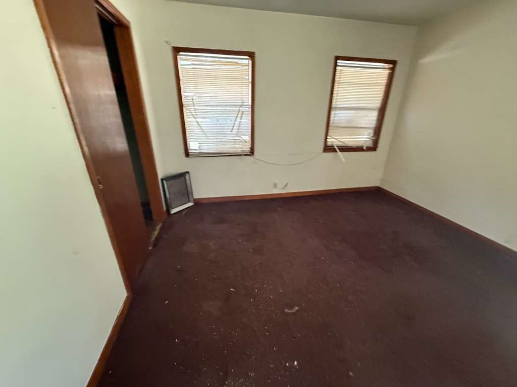 895 S Main Street Property Photo 5