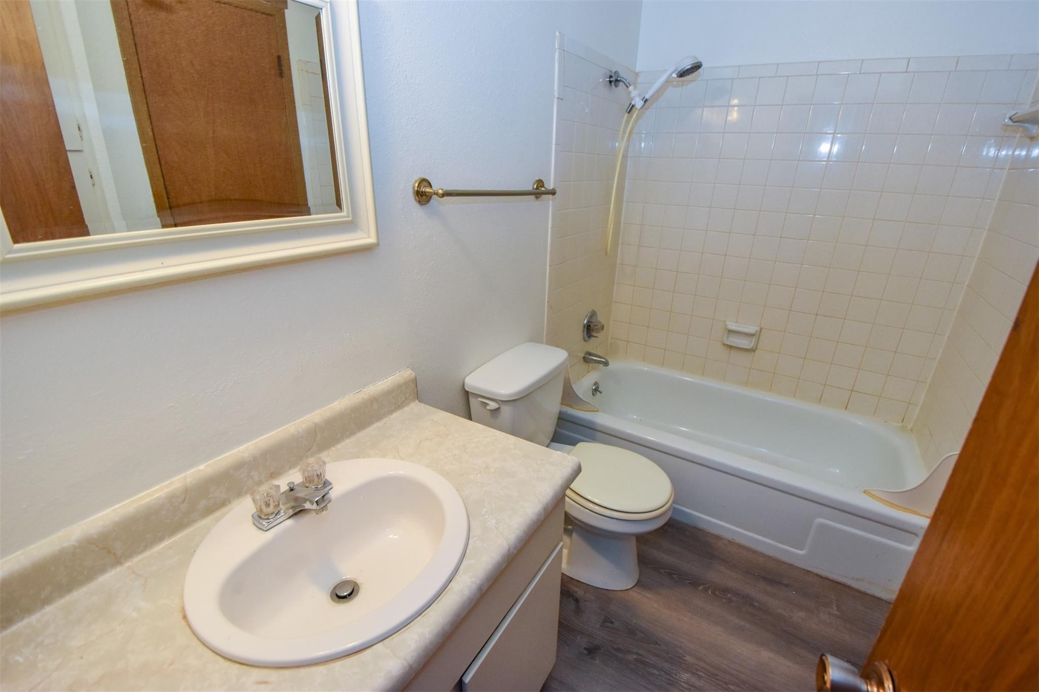 5252 Twin City Highway 376 Property Photo 11