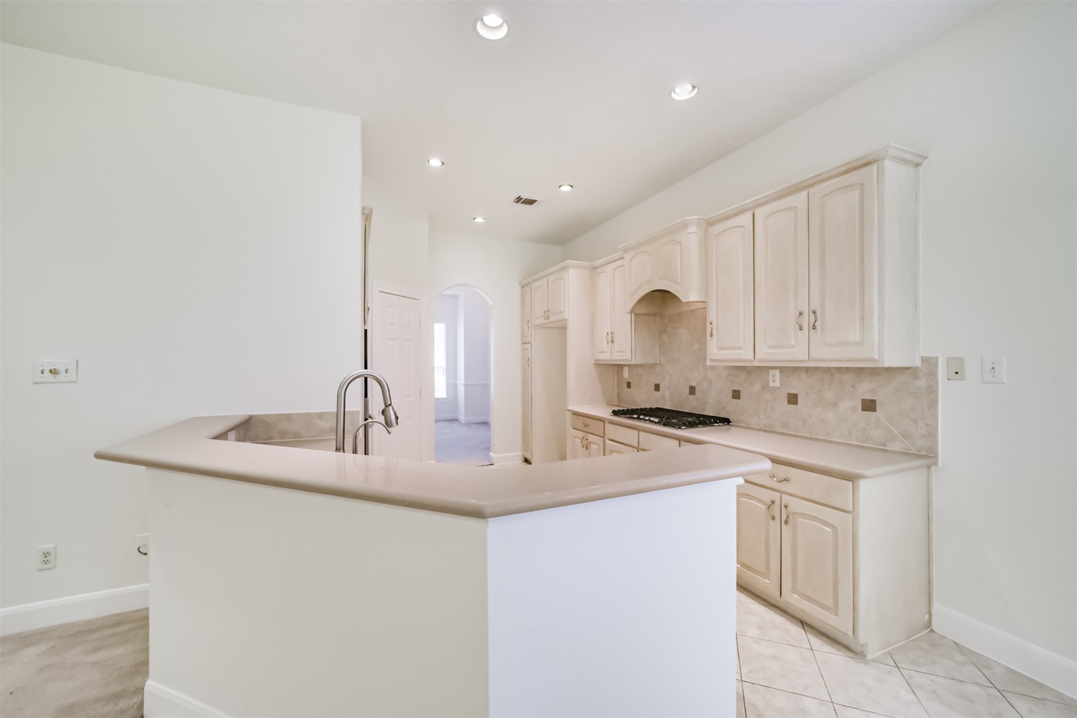 2615 Katie Harbor Drive Property Photo 6