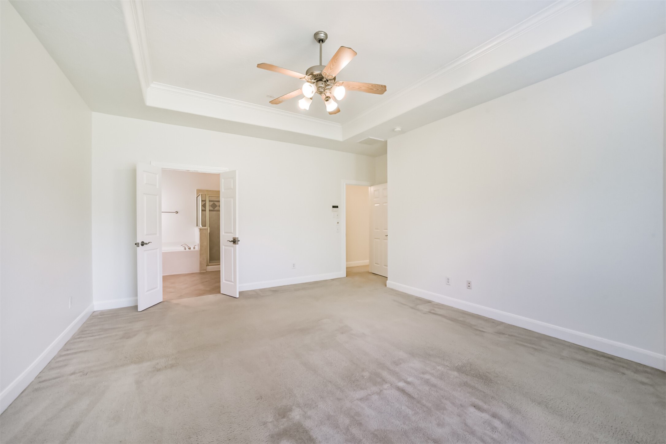 2615 Katie Harbor Drive Property Photo 13