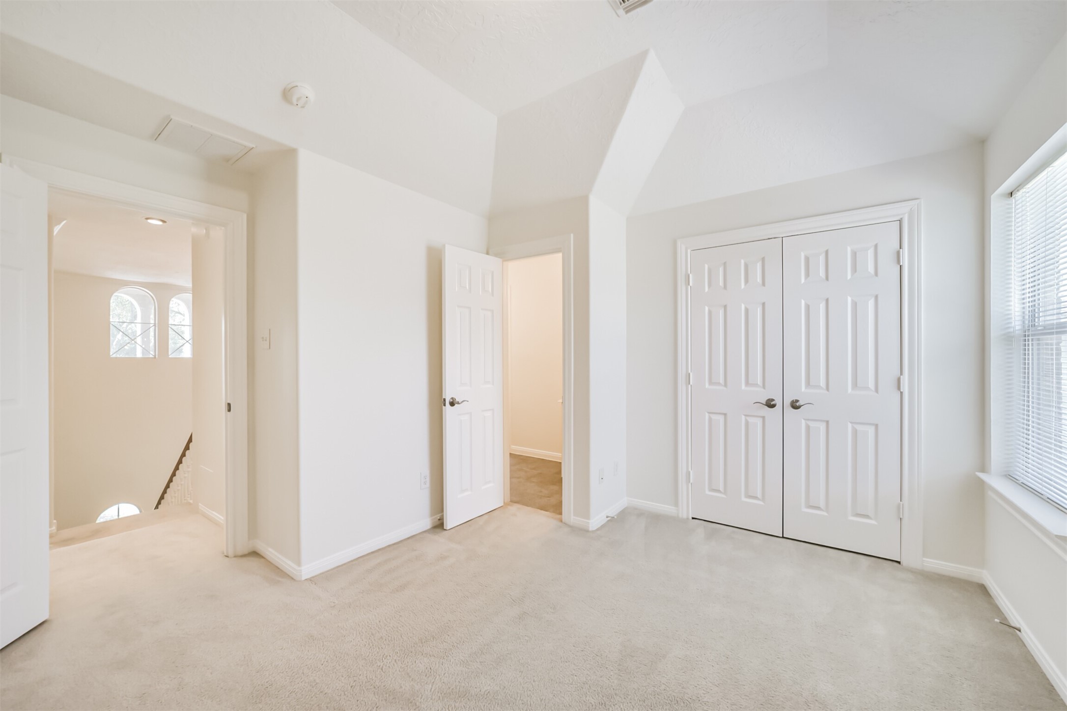 2615 Katie Harbor Drive Property Photo 26