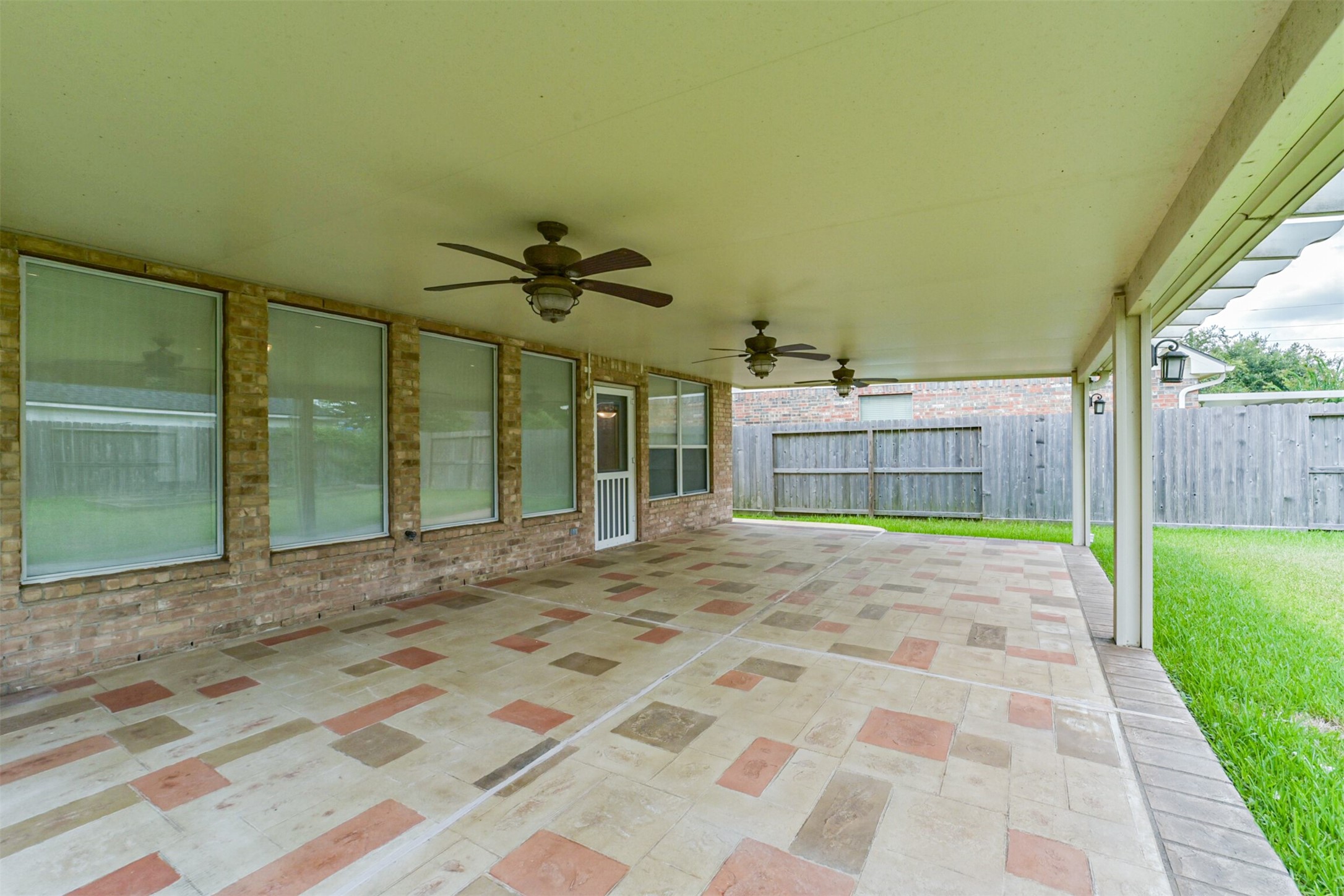 2615 Katie Harbor Drive Property Photo 29