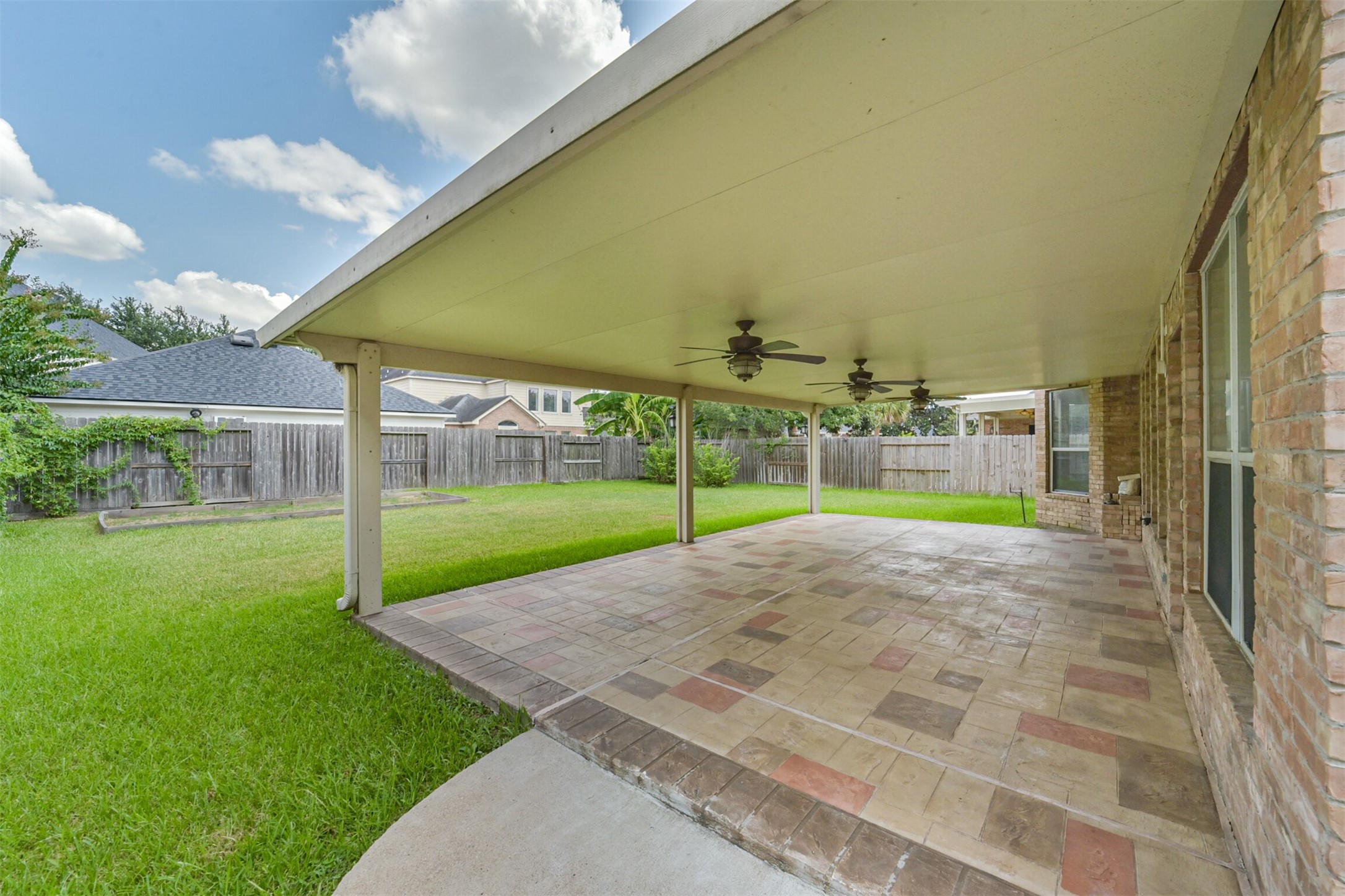 2615 Katie Harbor Drive Property Photo 31