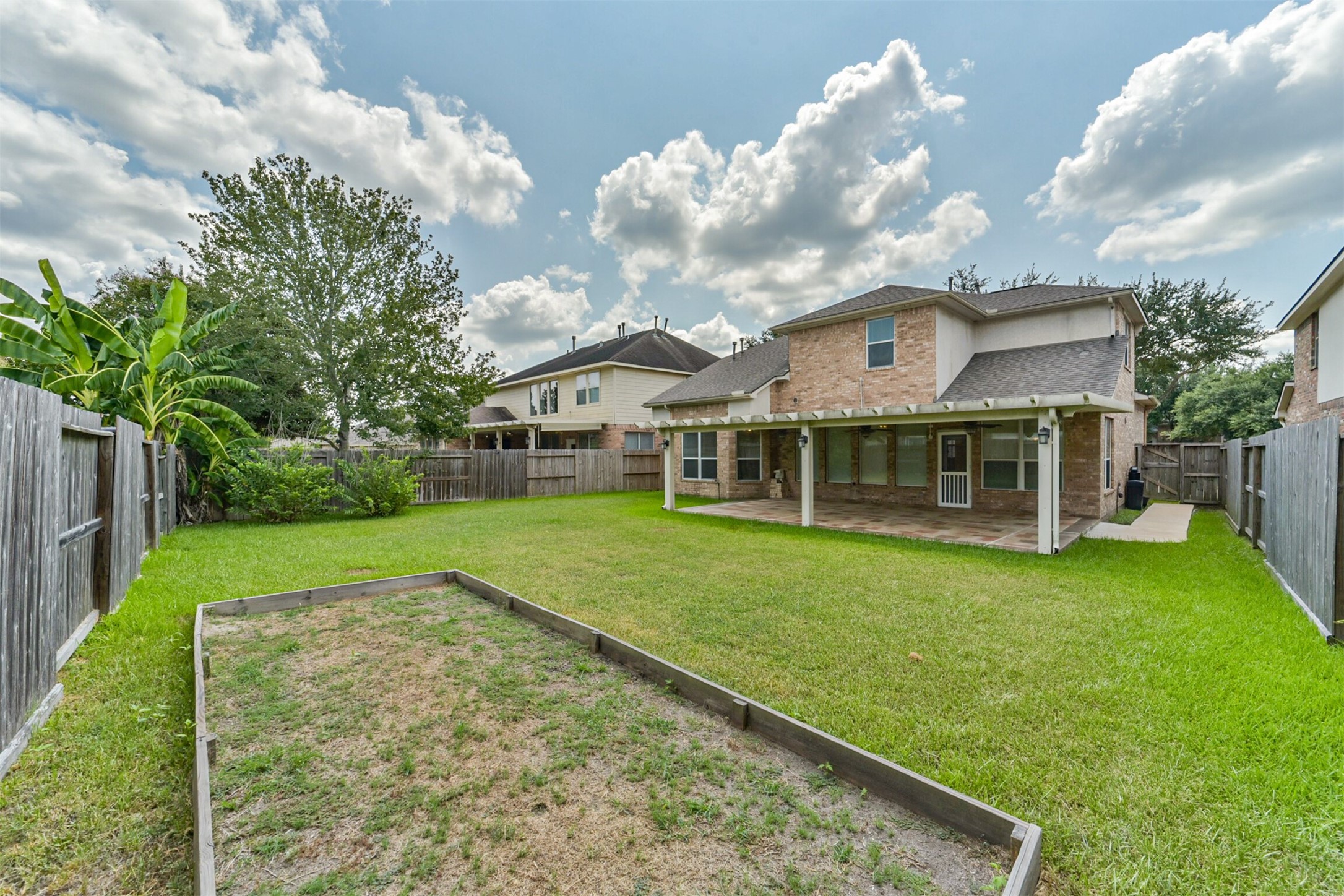 2615 Katie Harbor Drive Property Photo 32