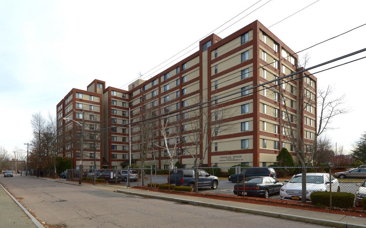 20 Haverhill St Property Photo 1