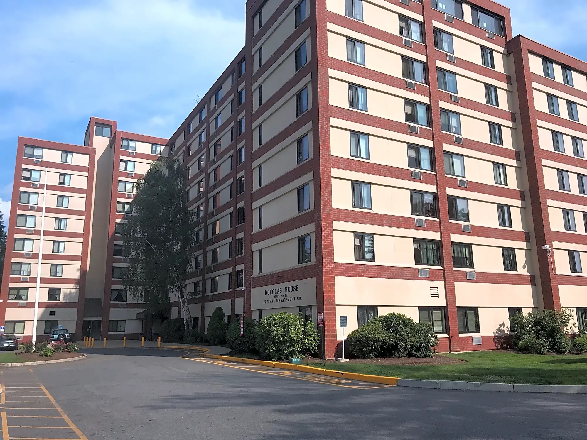 20 Haverhill St Property Photo 5