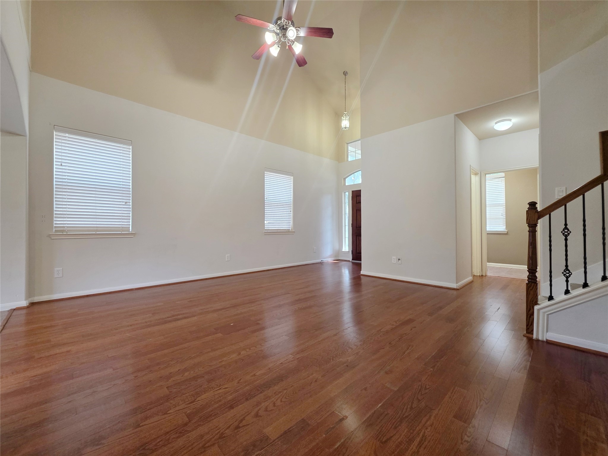 6038 Starbrook Creek Drive Property Photo 7