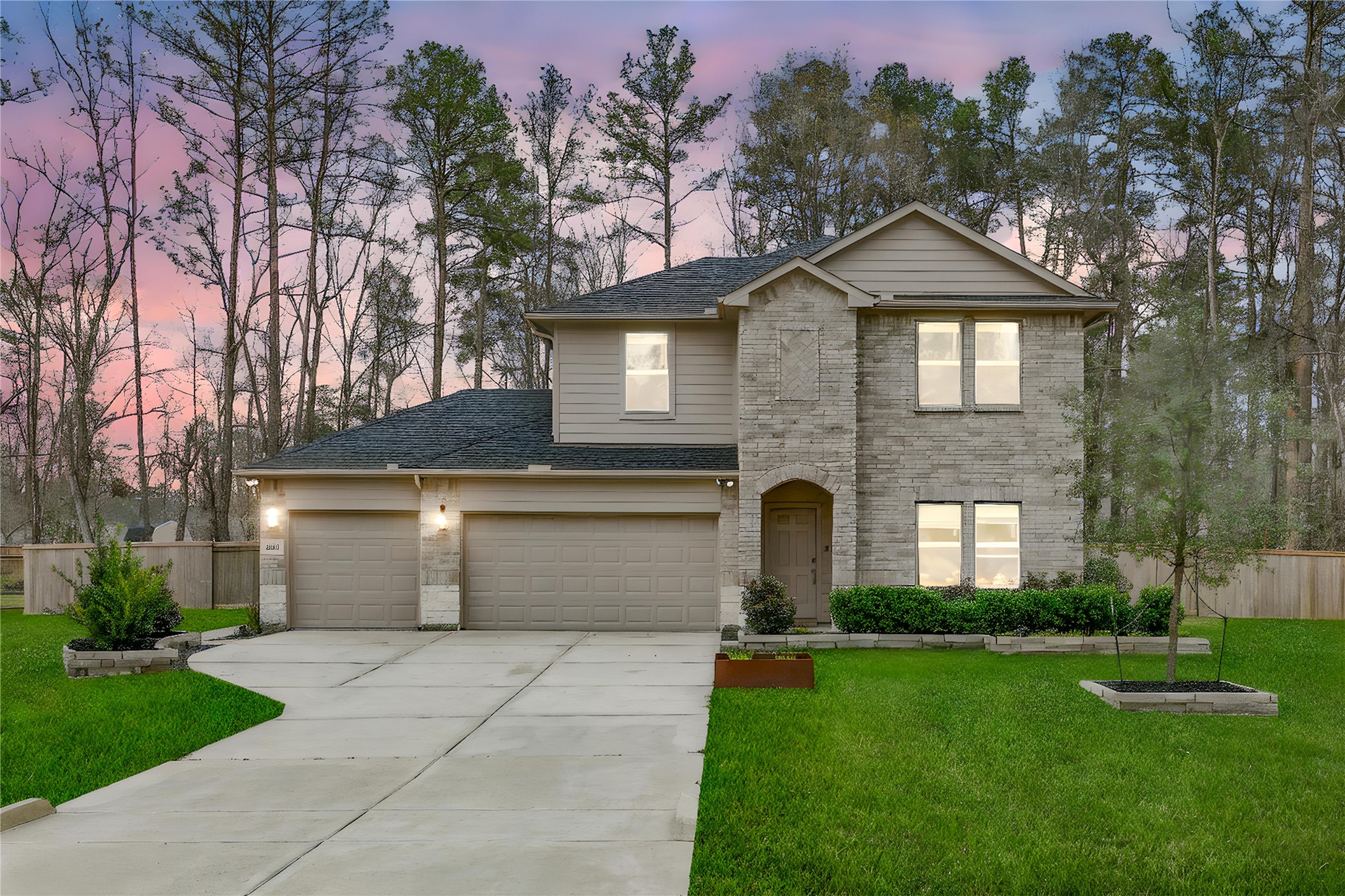 2818 Roman Forest Boulevard Property Photo 1