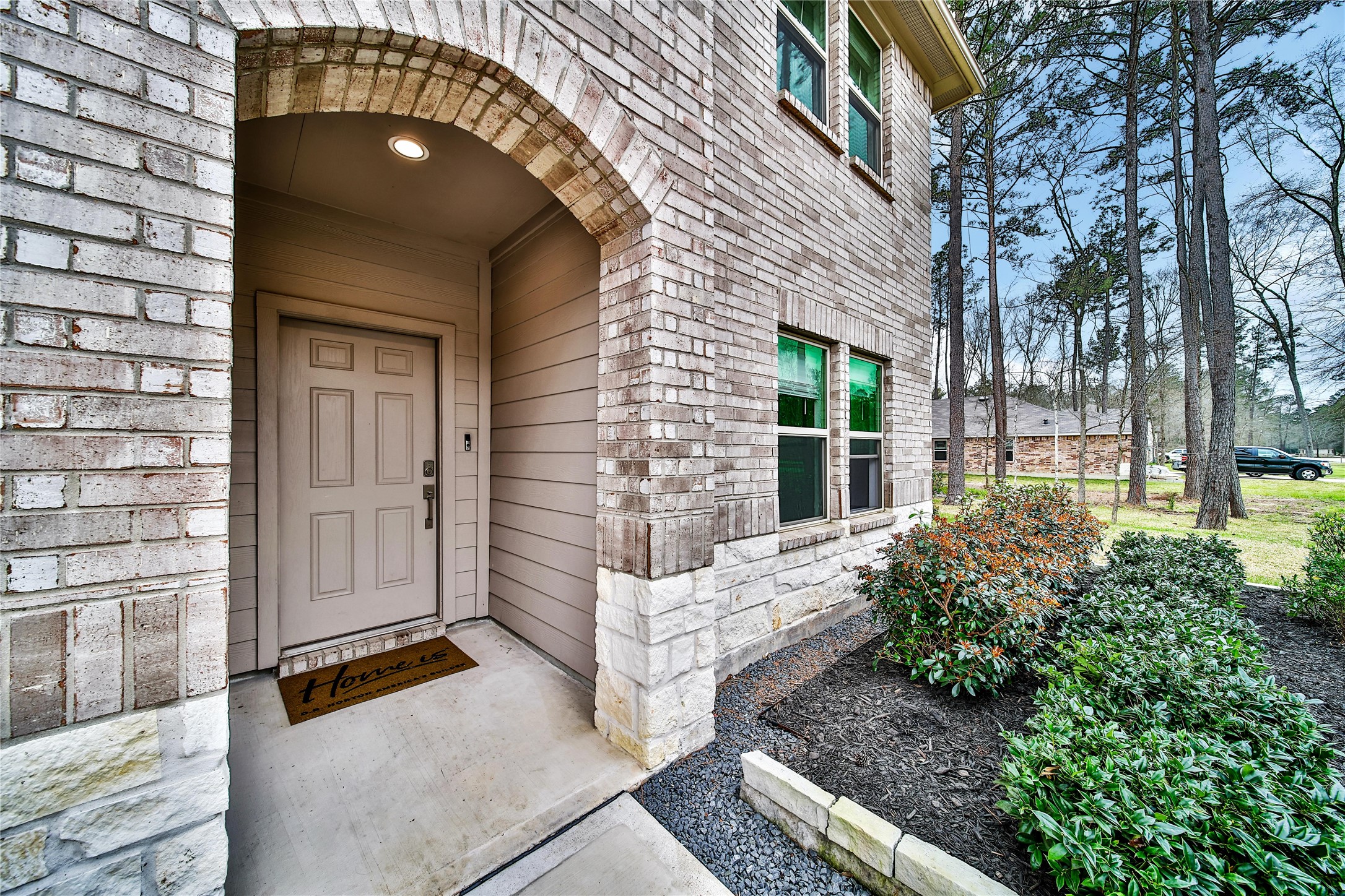 2818 Roman Forest Boulevard Property Photo 3