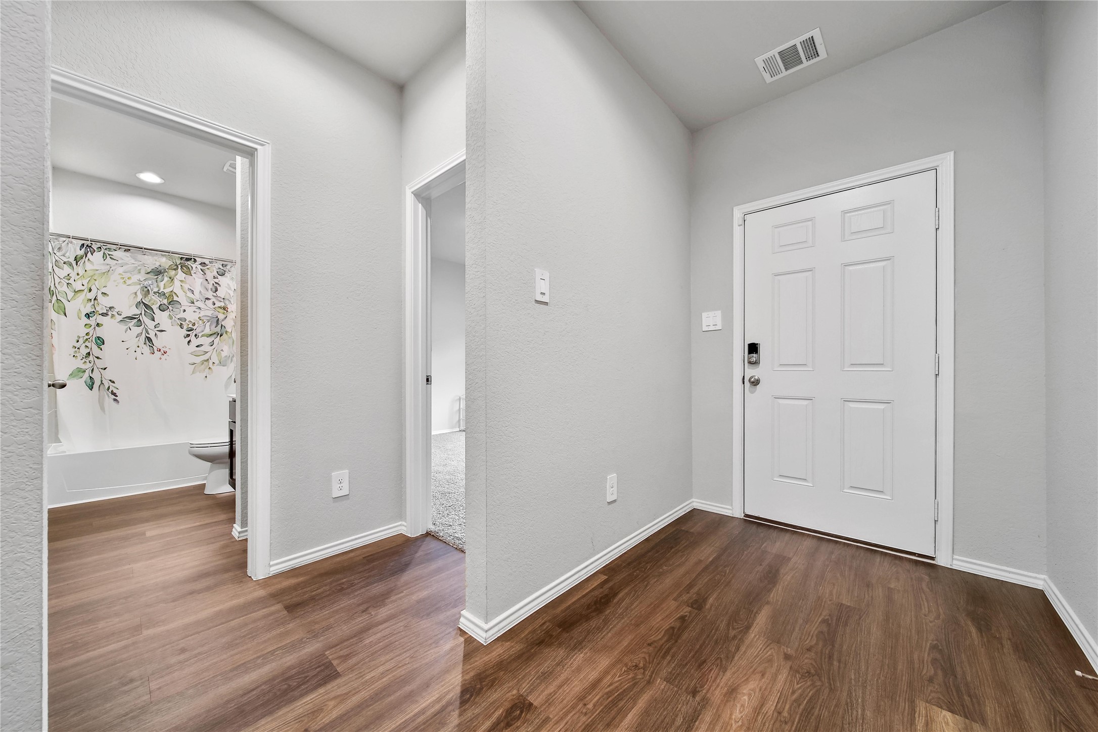 2818 Roman Forest Boulevard Property Photo 18