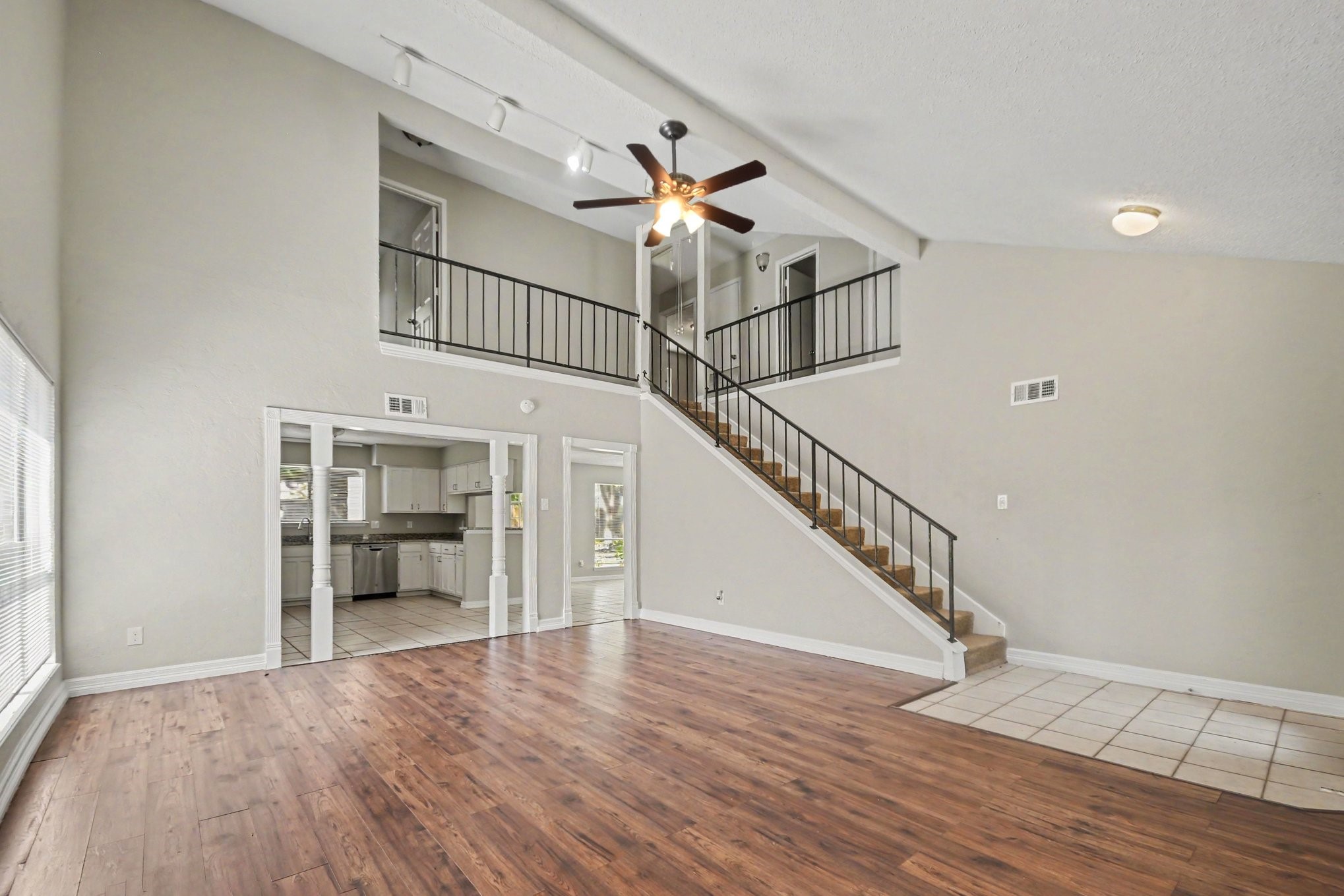 19003 Pine Trace Court Property Photo 6