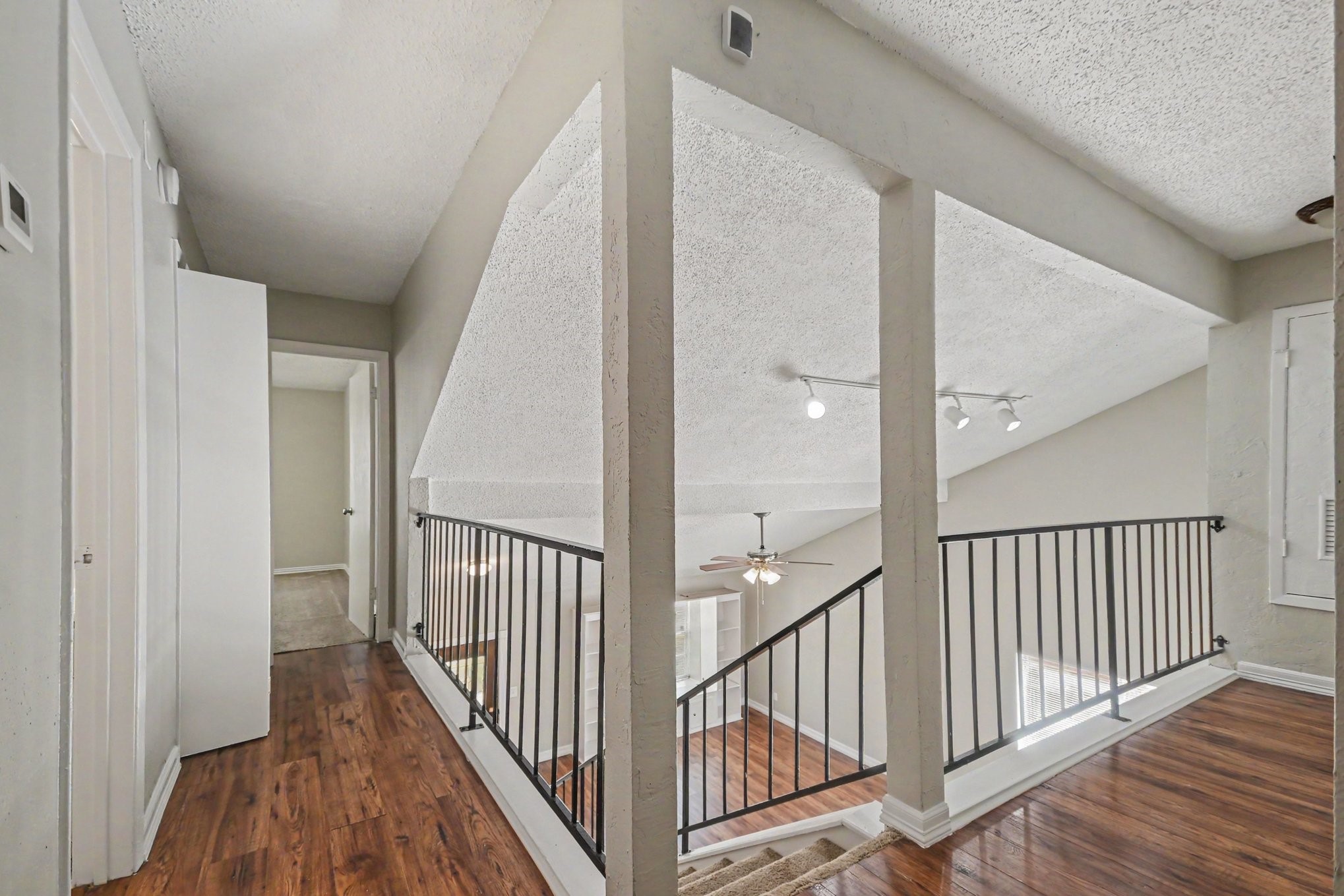 19003 Pine Trace Court Property Photo 12