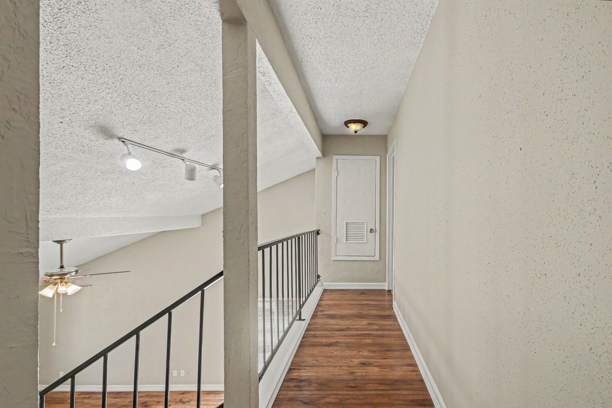 19003 Pine Trace Court Property Photo 13