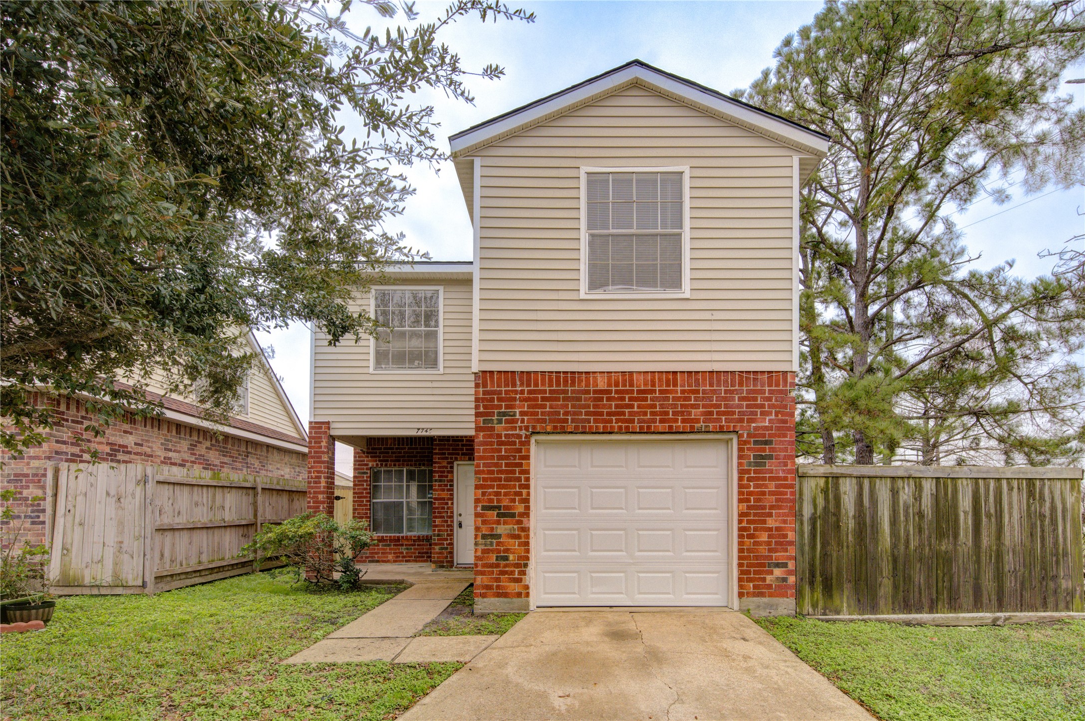 7745 Sign Street Property Photo
