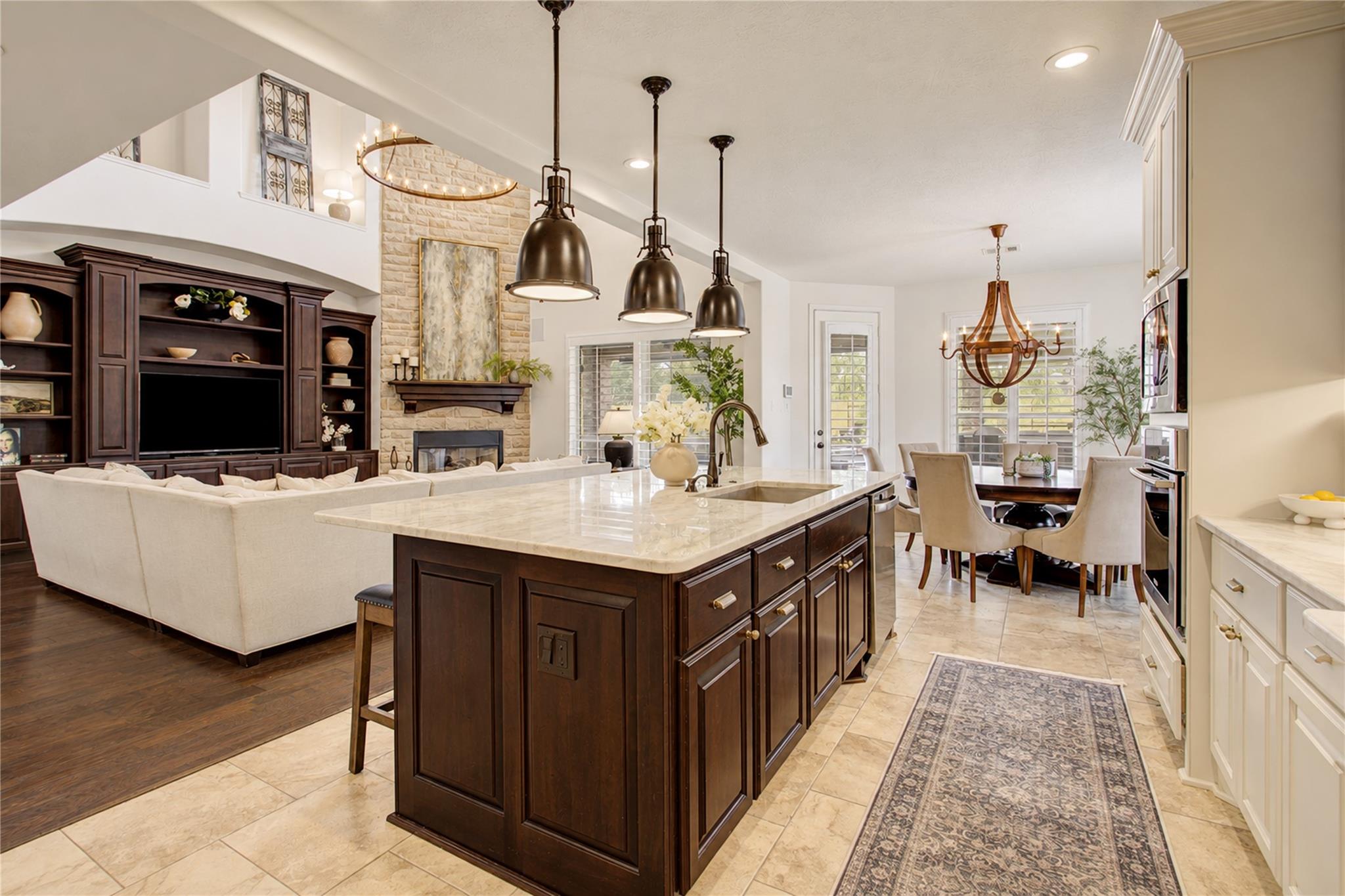 8902 Cresting Ridge Drive Property Photo 18