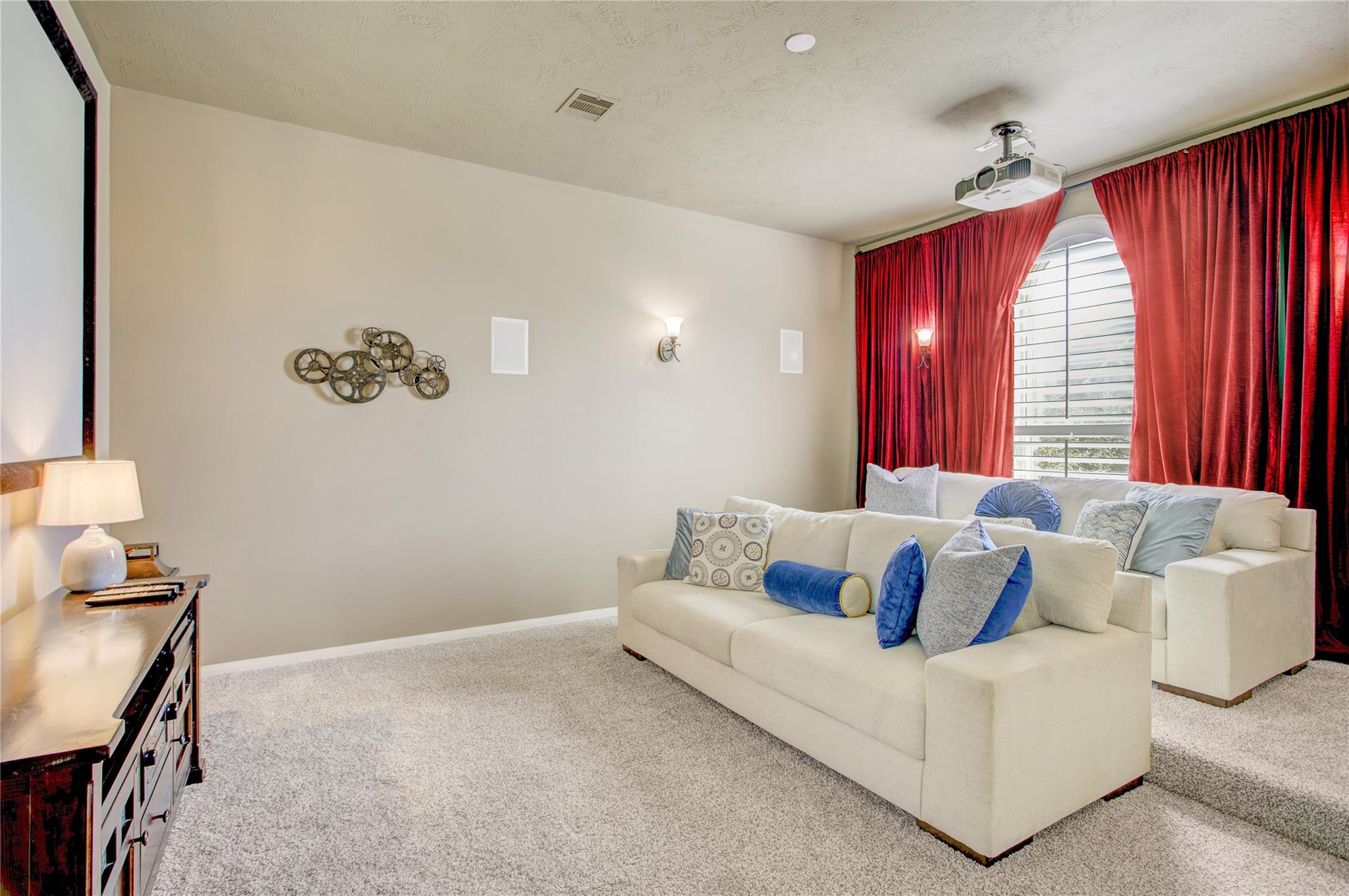 8902 Cresting Ridge Drive Property Photo 30