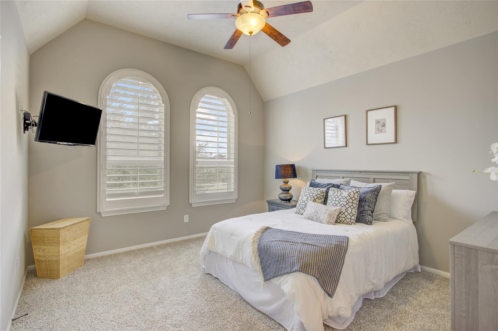 8902 Cresting Ridge Drive Property Photo 42
