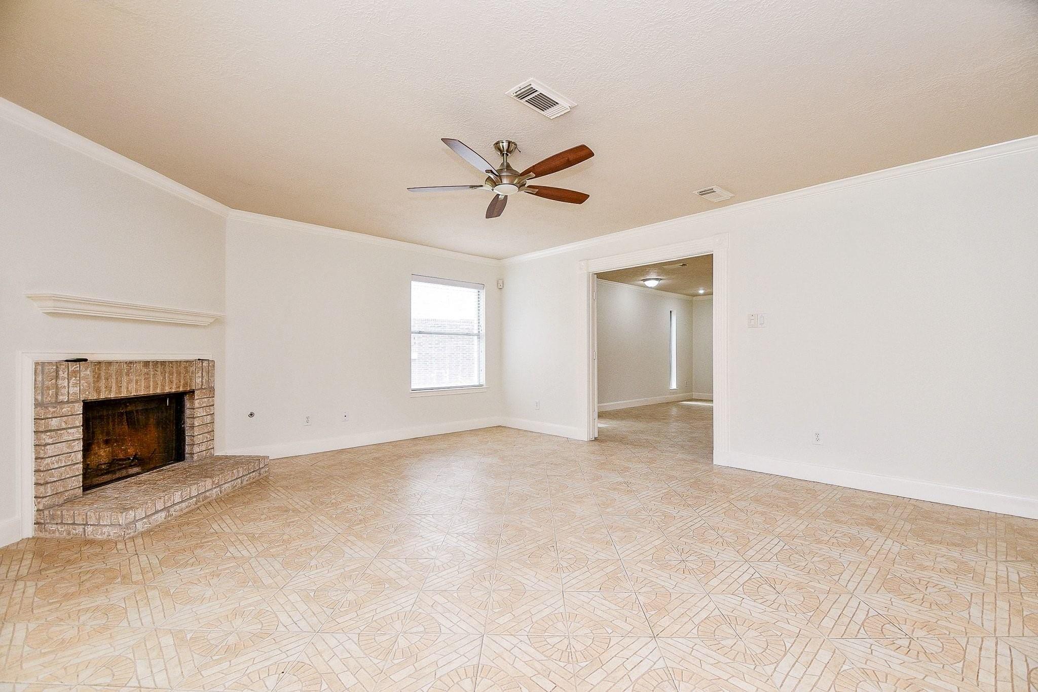 4503 Twin Elm Drive, Fresno Tx 77545 Property Photo 15
