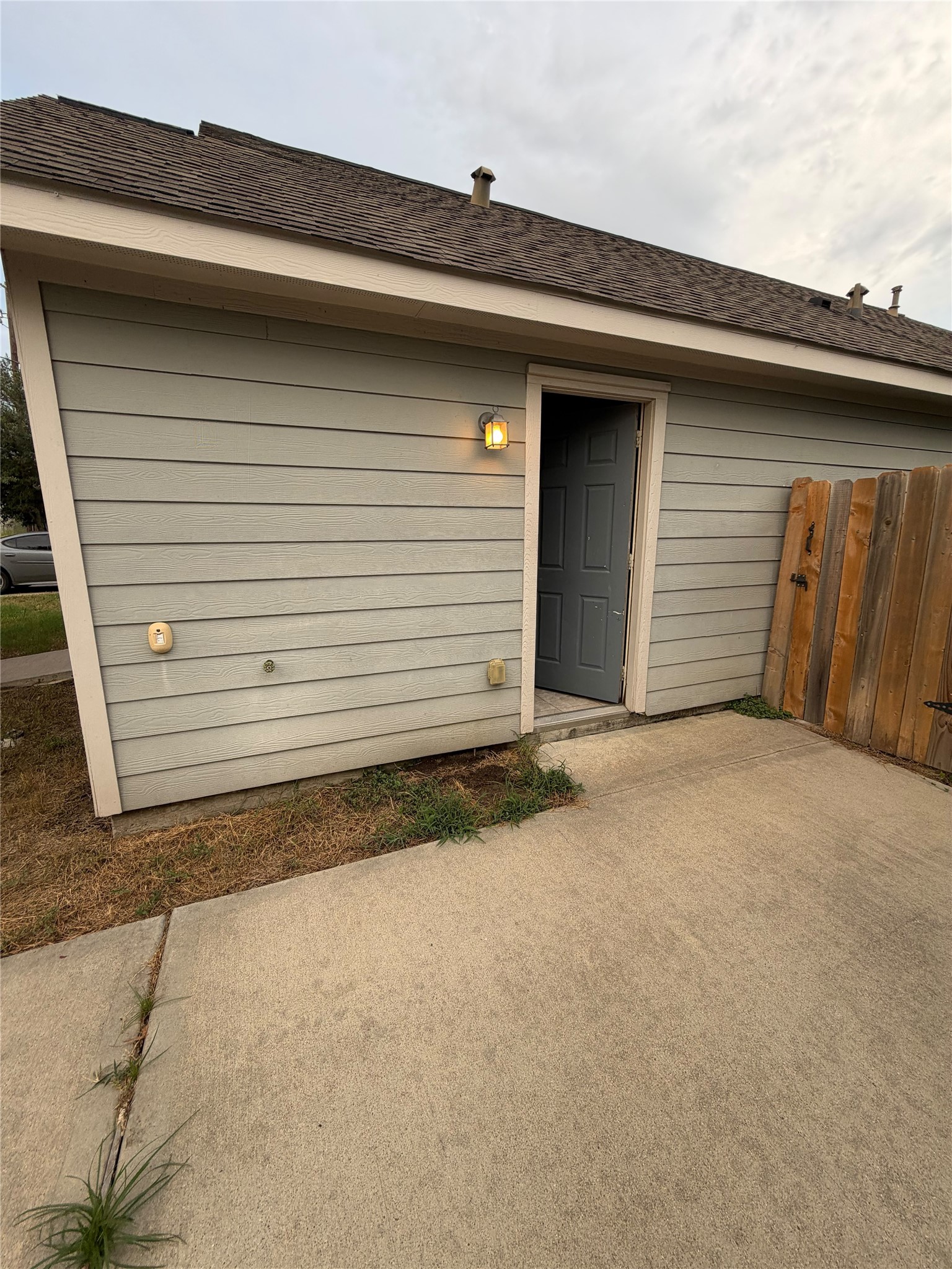 8031 Canyon Street Property Photo 21