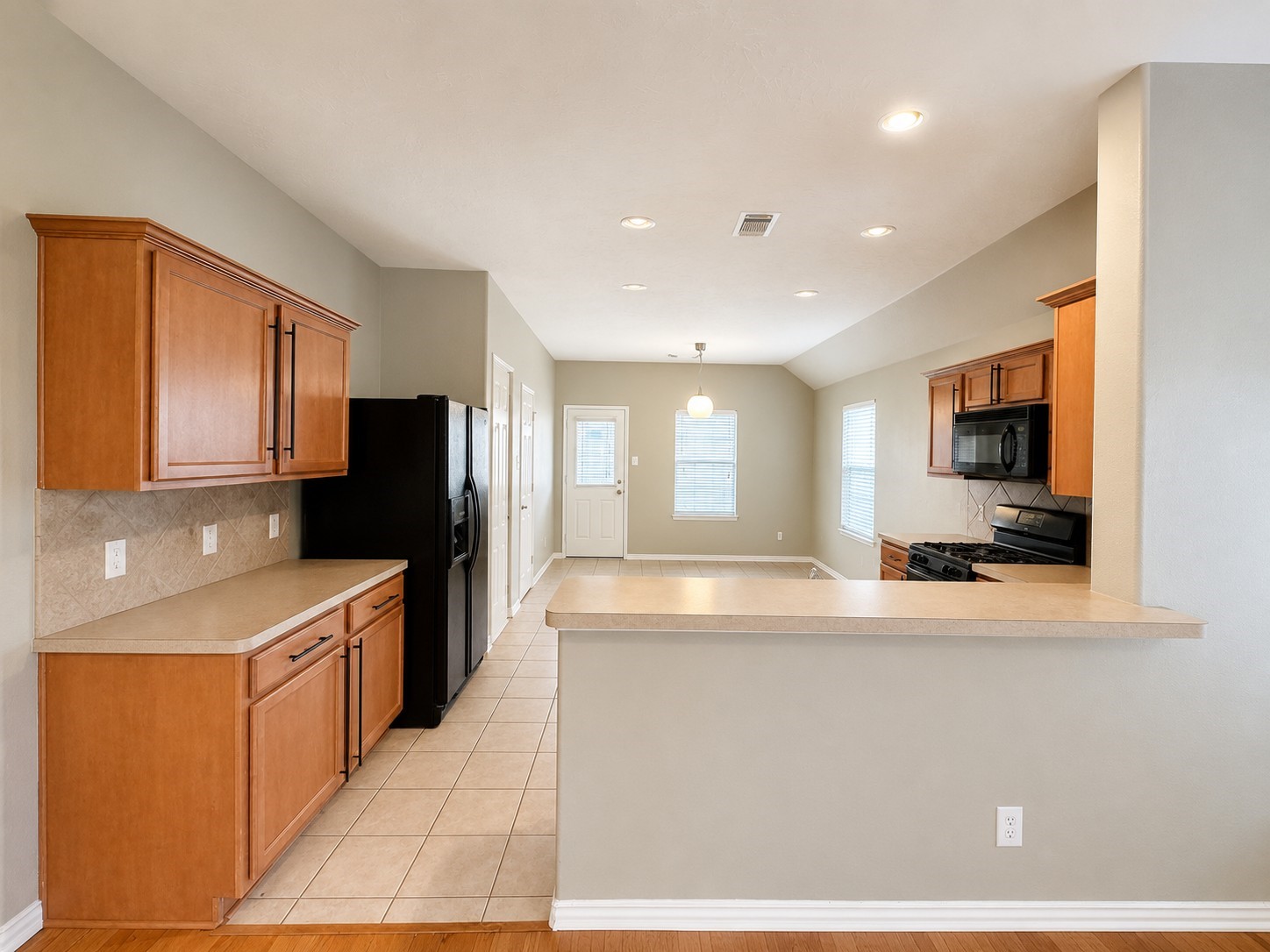2119 Hawthorne Brook Property Photo 3