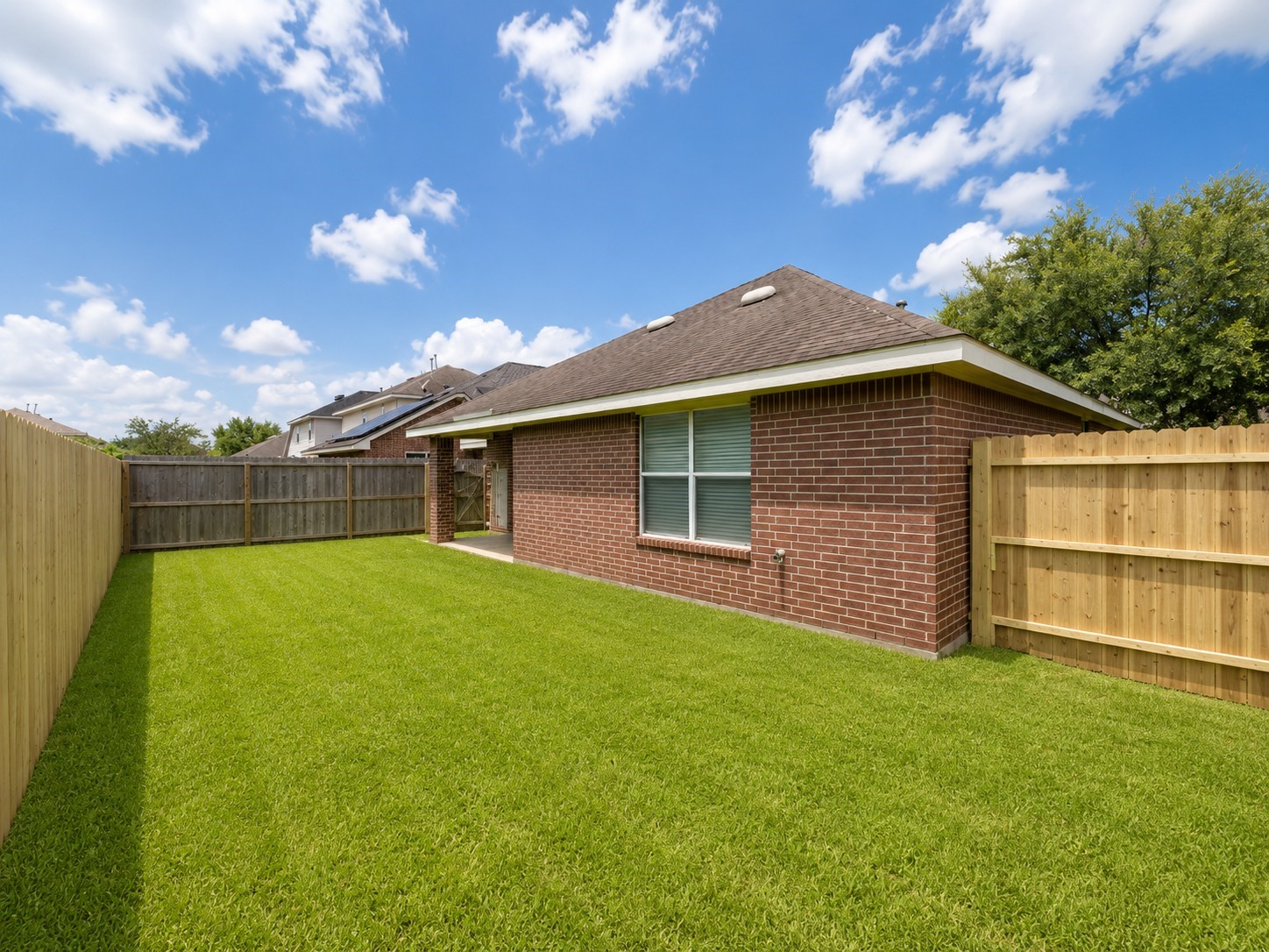 2119 Hawthorne Brook Property Photo 16