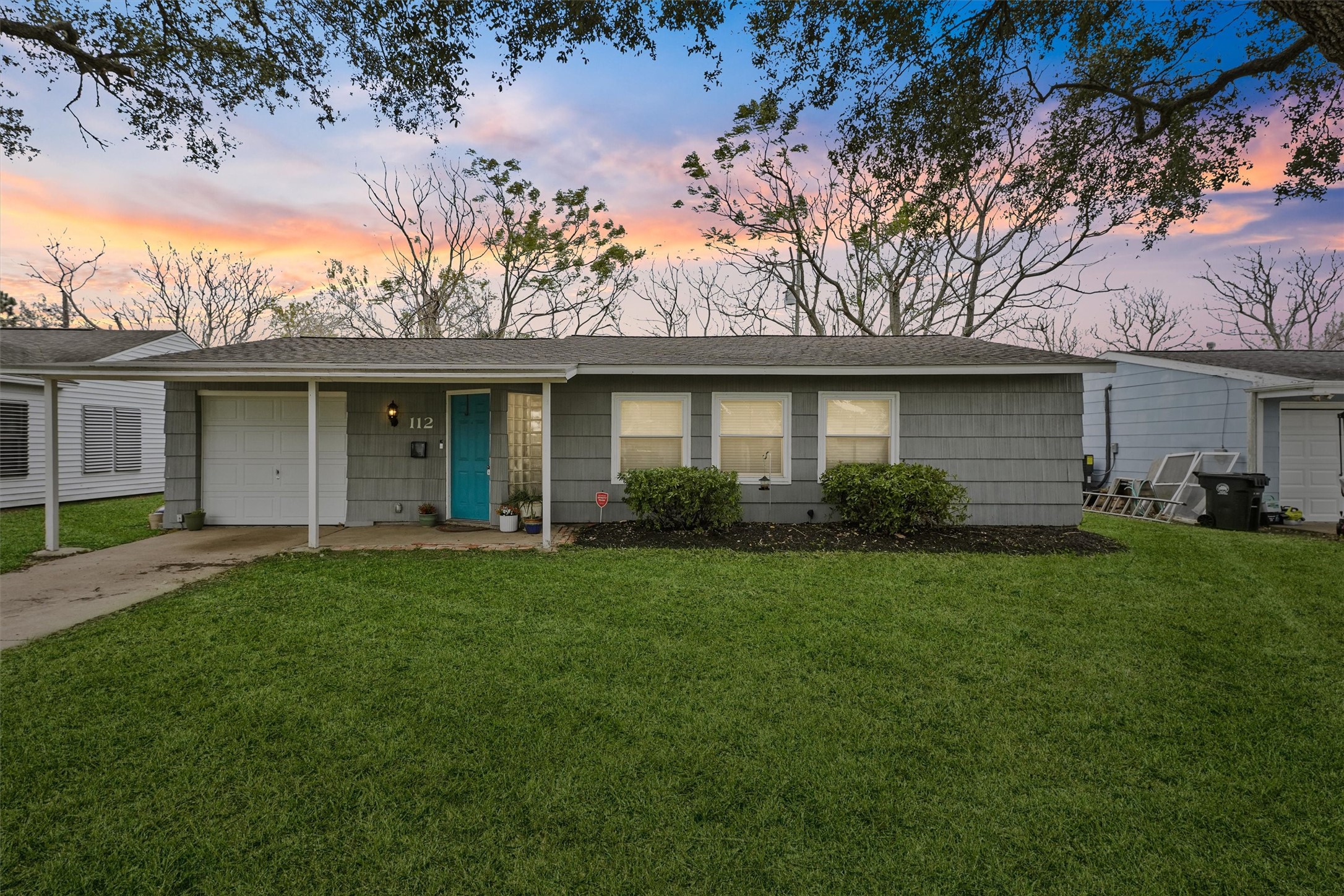 112 Tarpon Avenue Property Photo 1