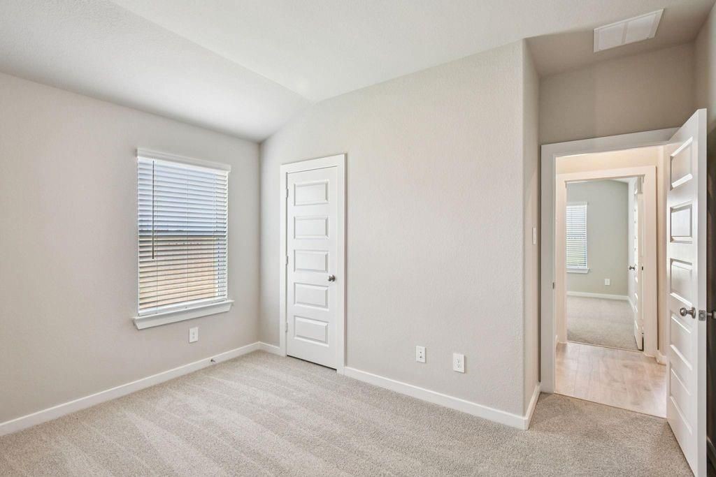 2131 Rawls Ranch Ct Property Photo 17