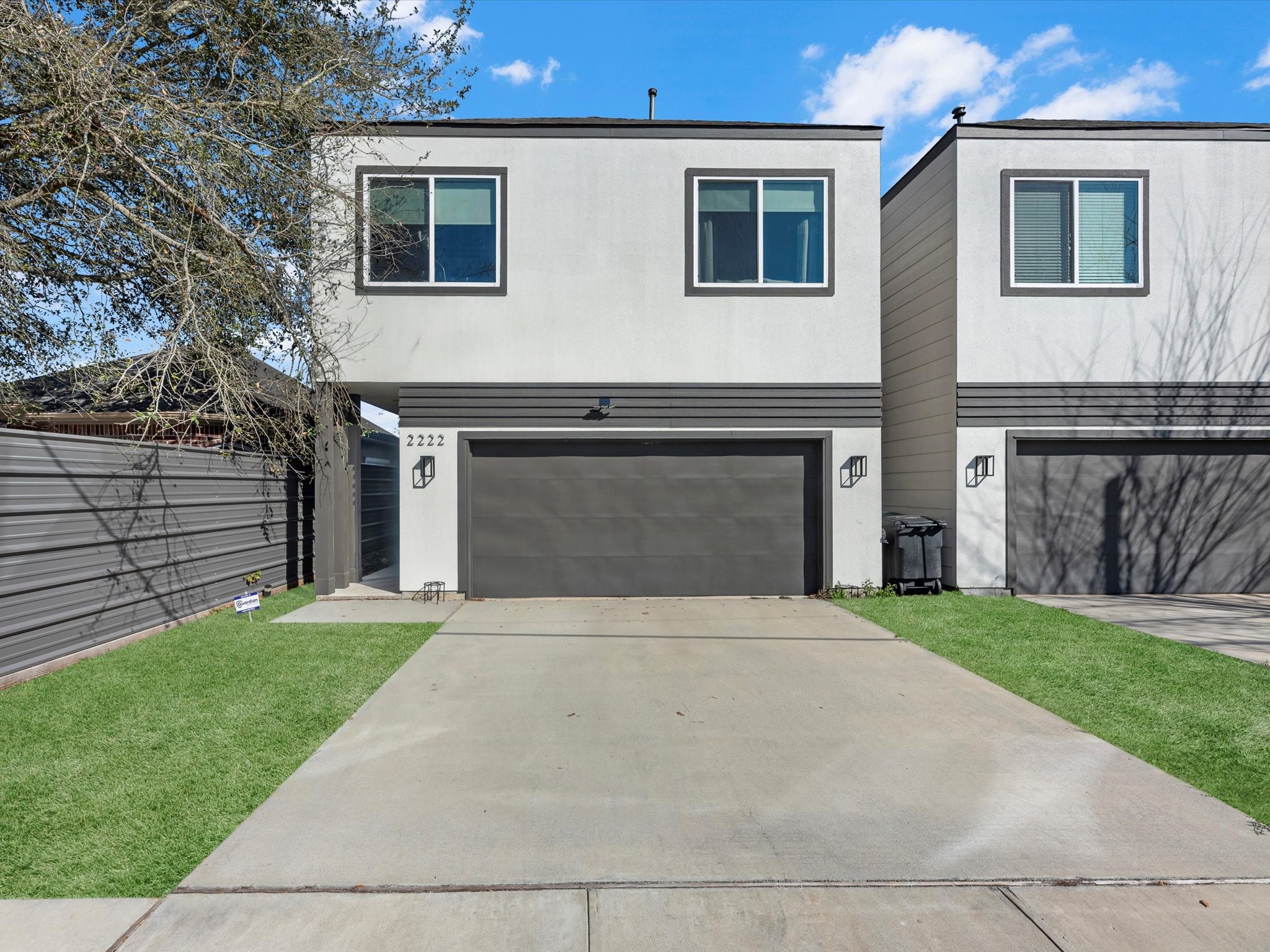 2222 Wavell Street Property Photo 1