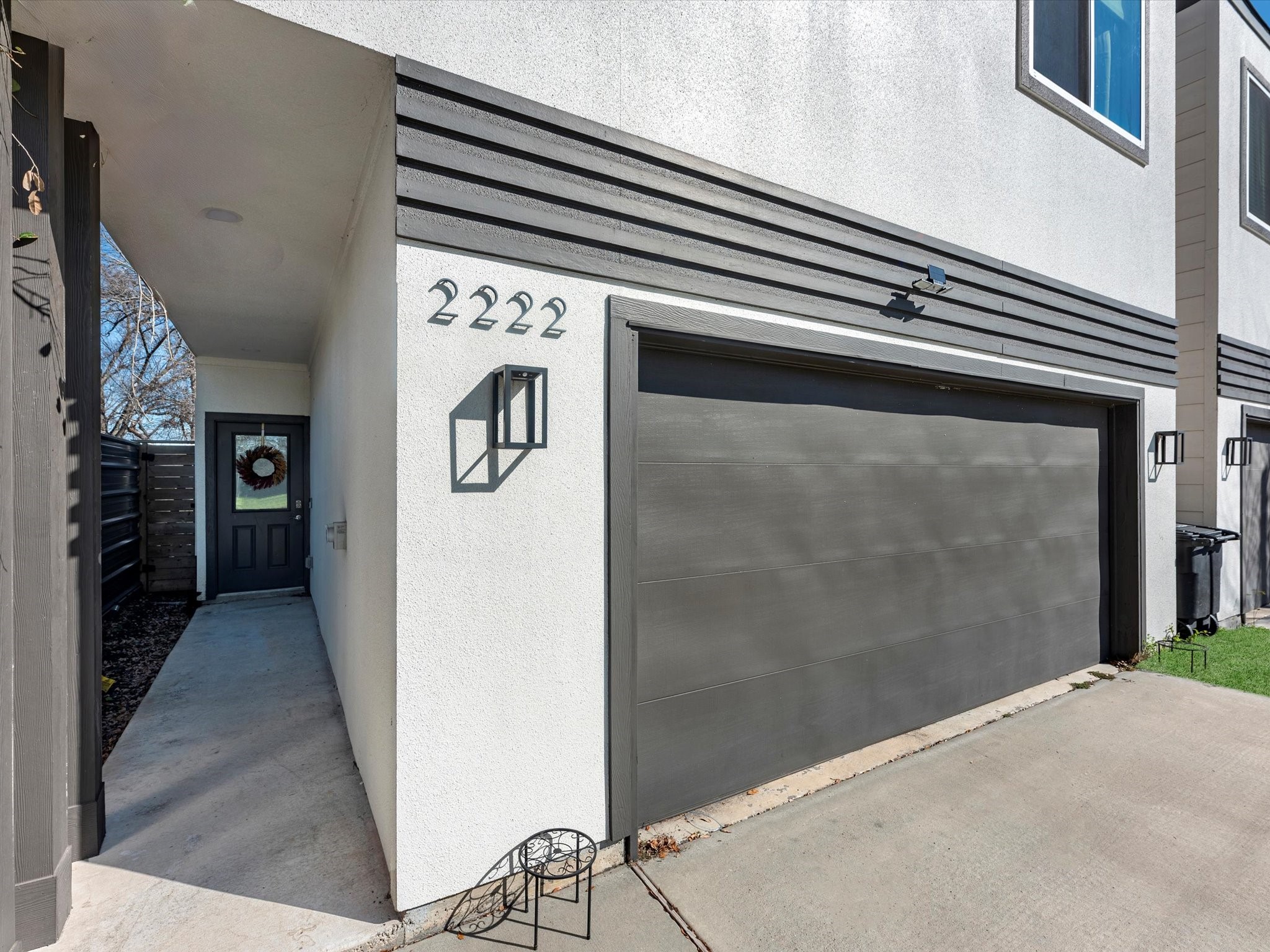 2222 Wavell Street Property Photo 2