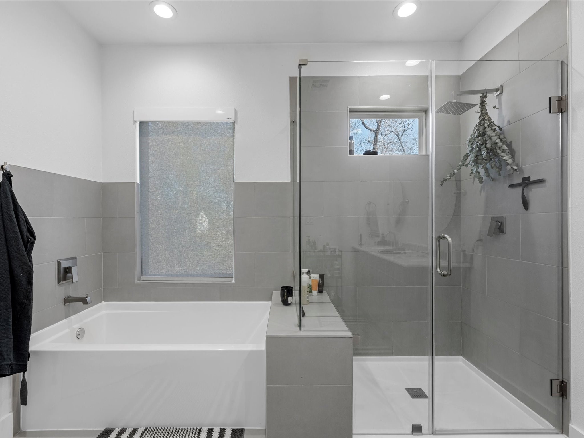 2222 Wavell Street Property Photo 18