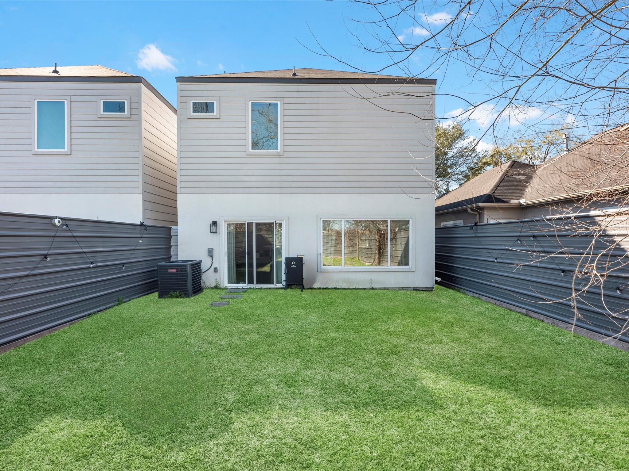 2222 Wavell Street Property Photo 23