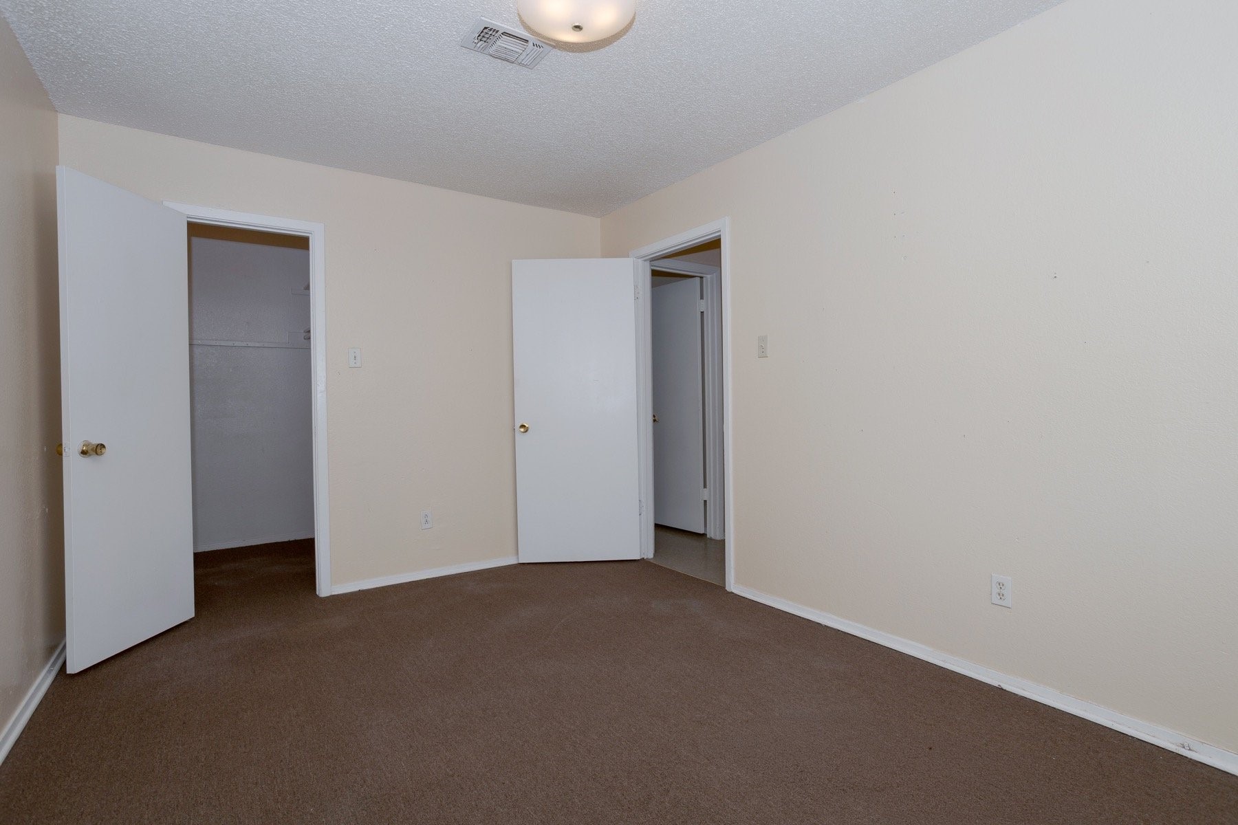 100 Madison Avenue Property Photo 7