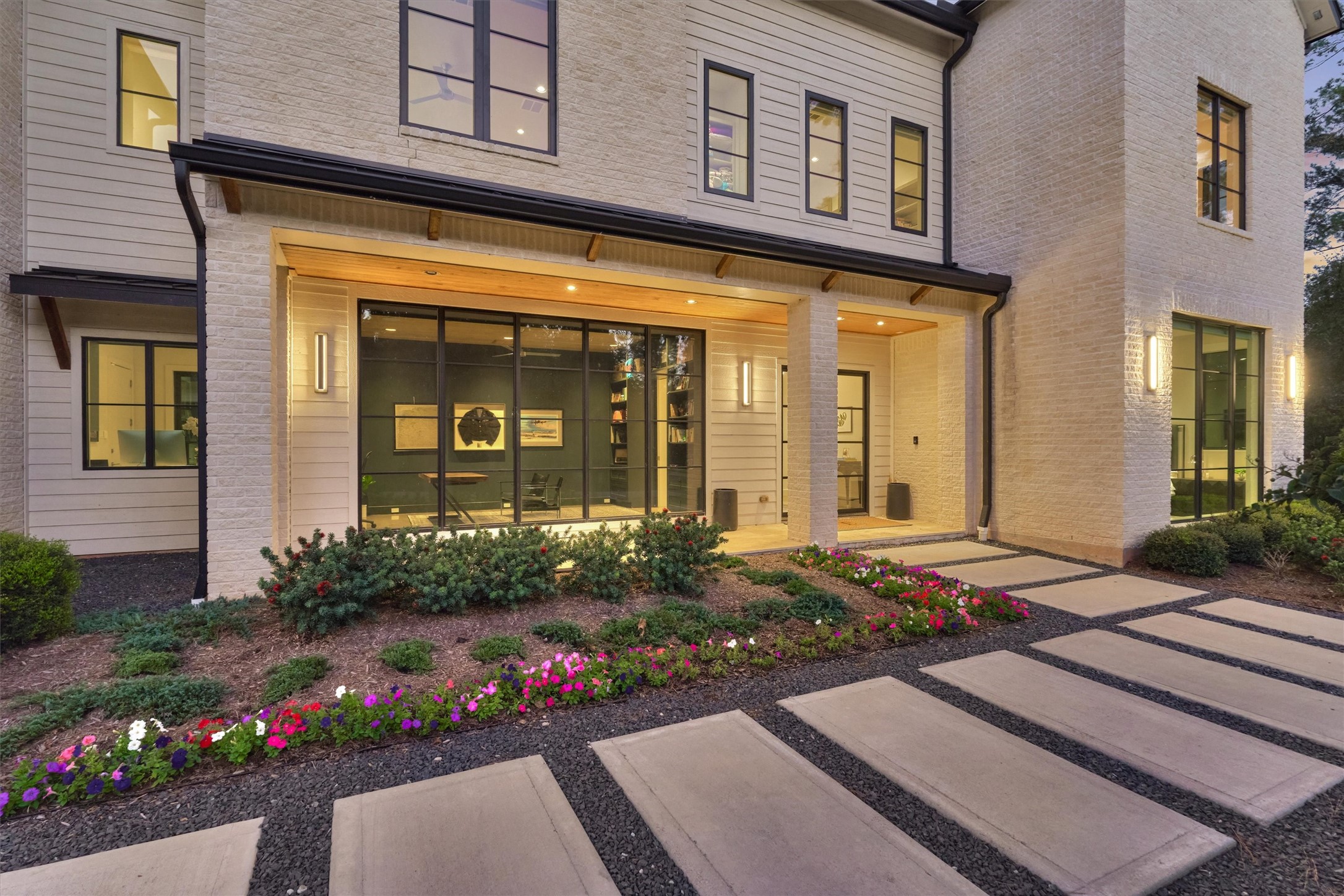 26418 Jacks Barn Road Property Photo 5