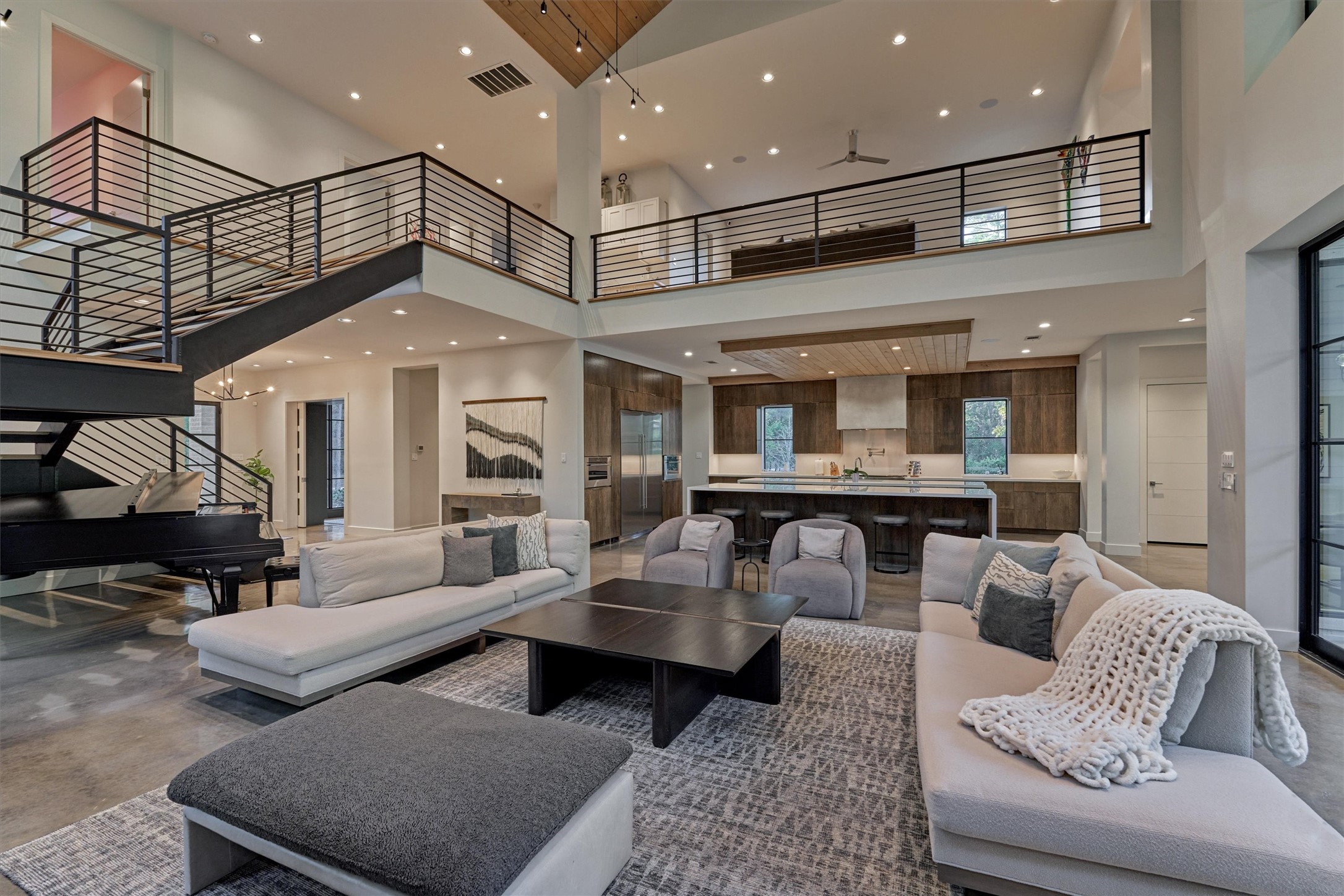 26418 Jacks Barn Road Property Photo 12