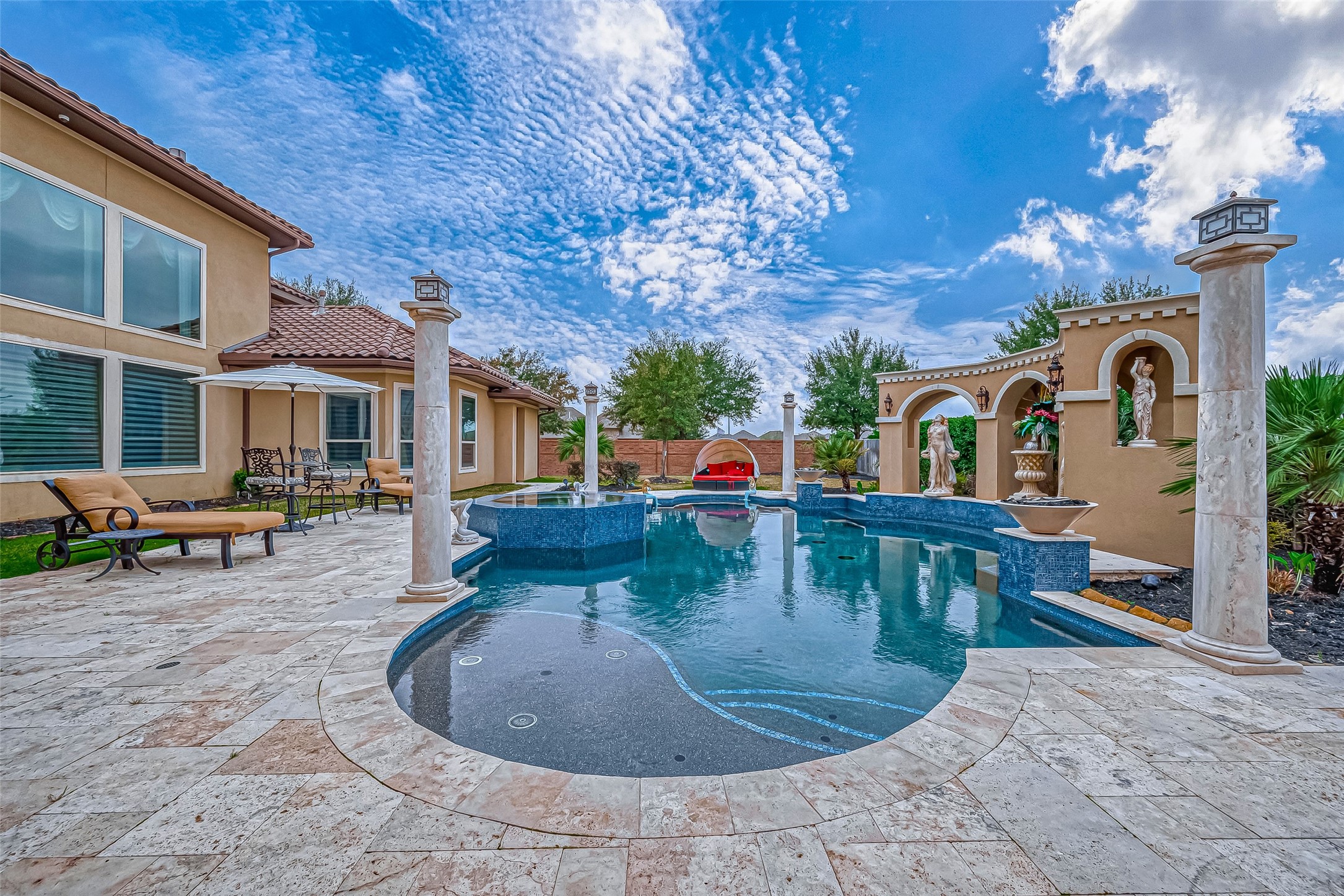 11510 Via Fontana Court Property Photo 2
